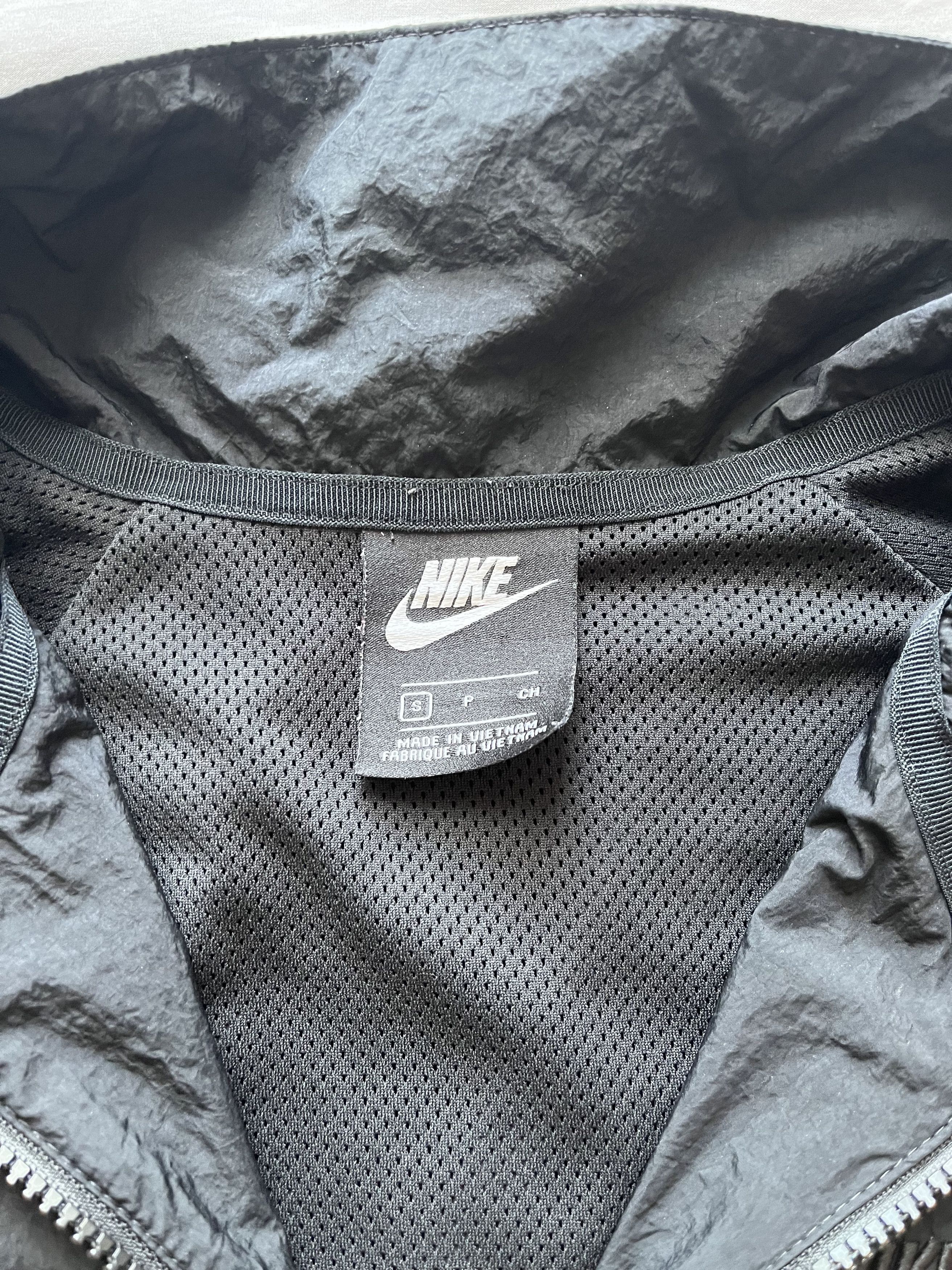 Nike Nike Big Swoosh Windrunner Jacket (Very Rare) Size US S / EU 44-46 / 1 - 5 Thumbnail