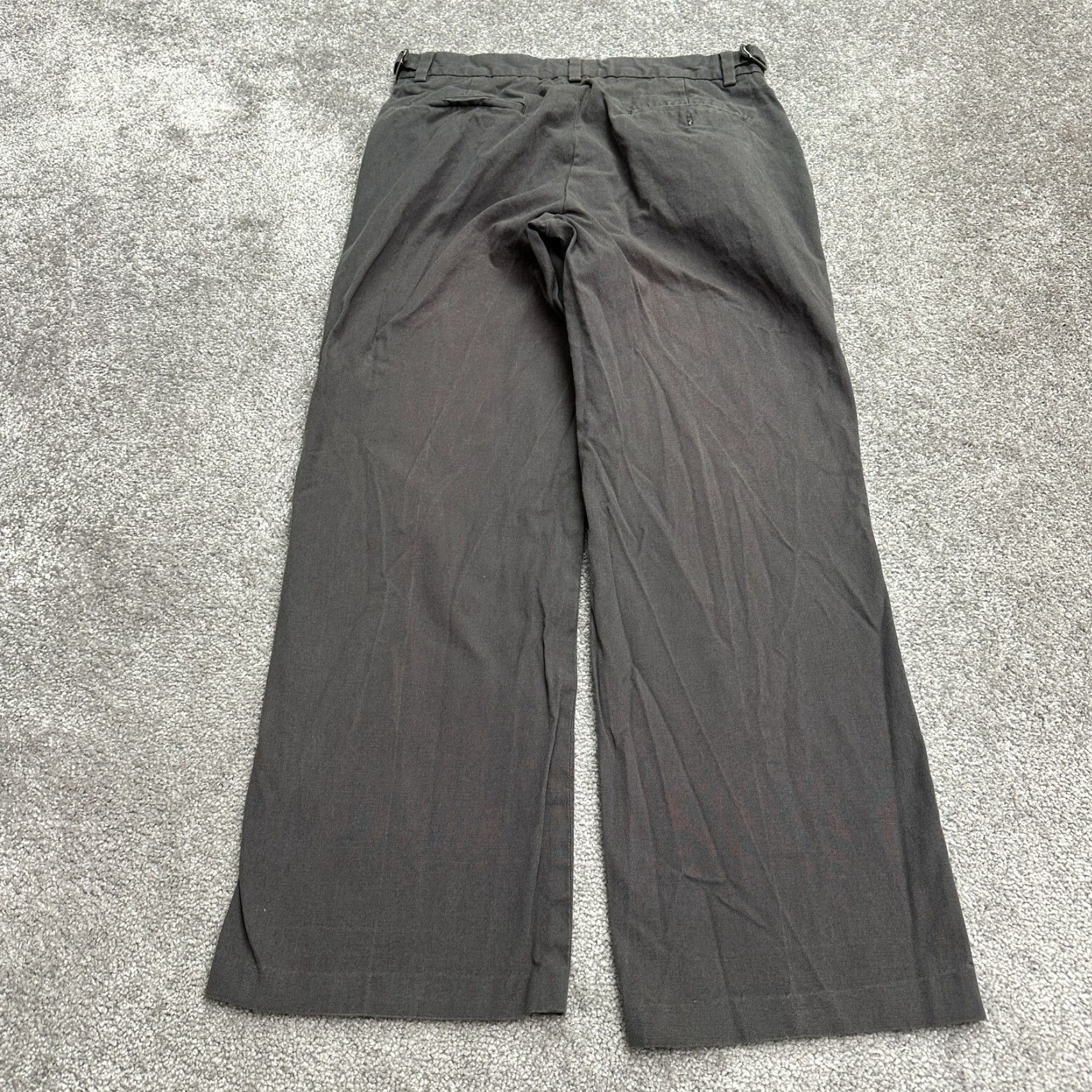 Banana Republic Banana Republic Dress Pants Mens 32 Black Stretch Flat Front Straight Leg Regular Waist Casual Workwear Size US 32 / EU 48 - 2 Thumbnail