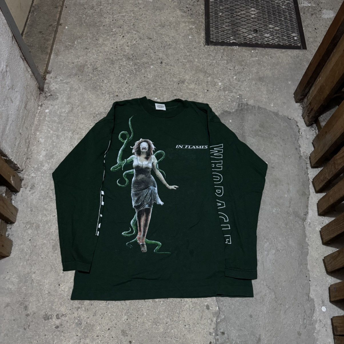 Band Tees × Vintage Vintage In flames Whoracle 1997 long sleeve Size US L / EU 52-54 / 3 - 1 Thumbnail