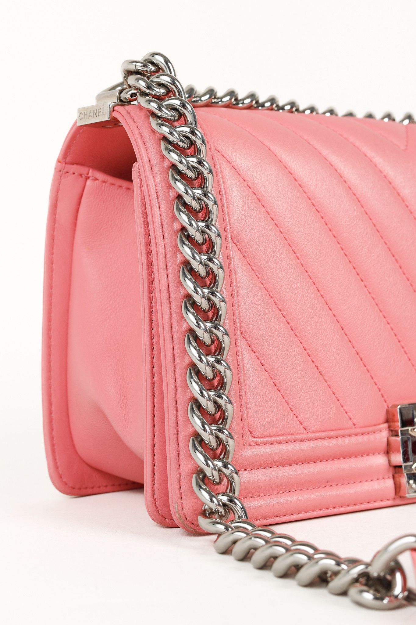 Chanel Chanel Boy Medium Pink Calfskin Chevron Flap Shoulder Bag Size ONE SIZE - 9 Thumbnail