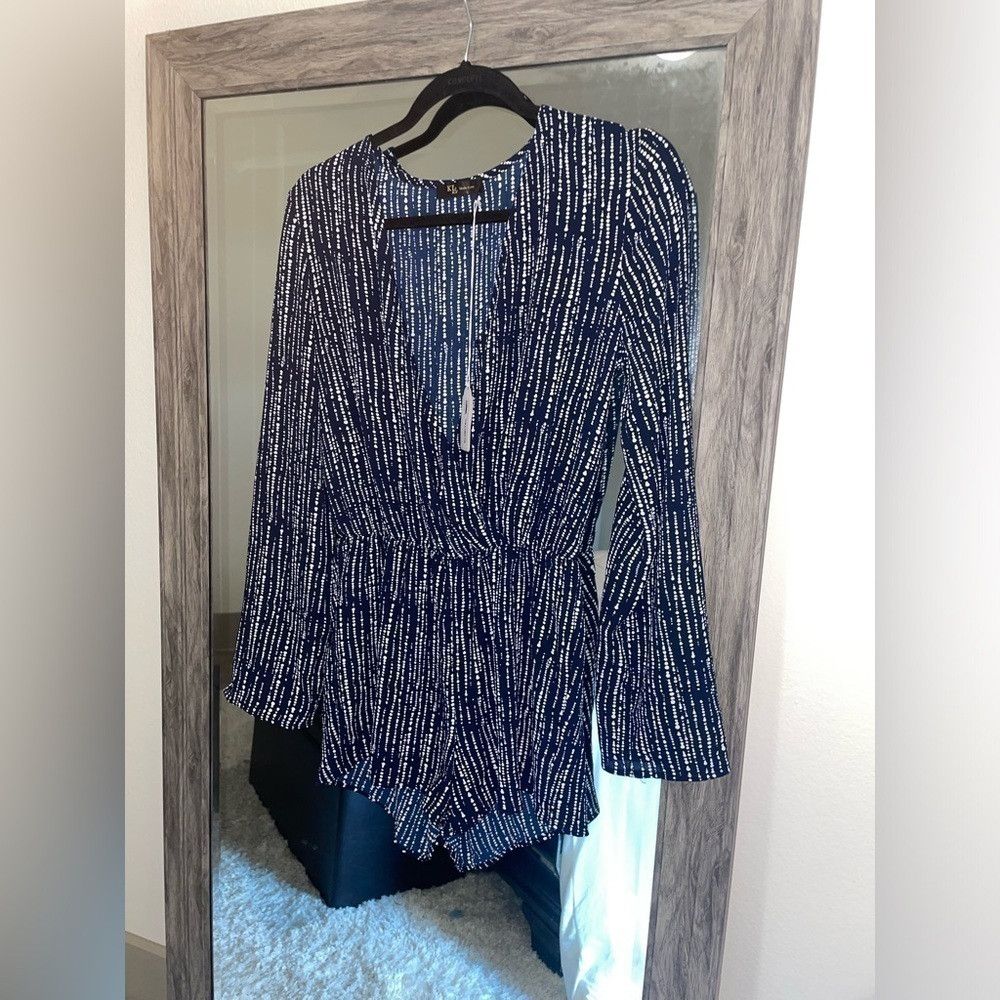 Other KLD blue and white v neck romper Size 26" / US 2 / IT 38 - 1 Thumbnail