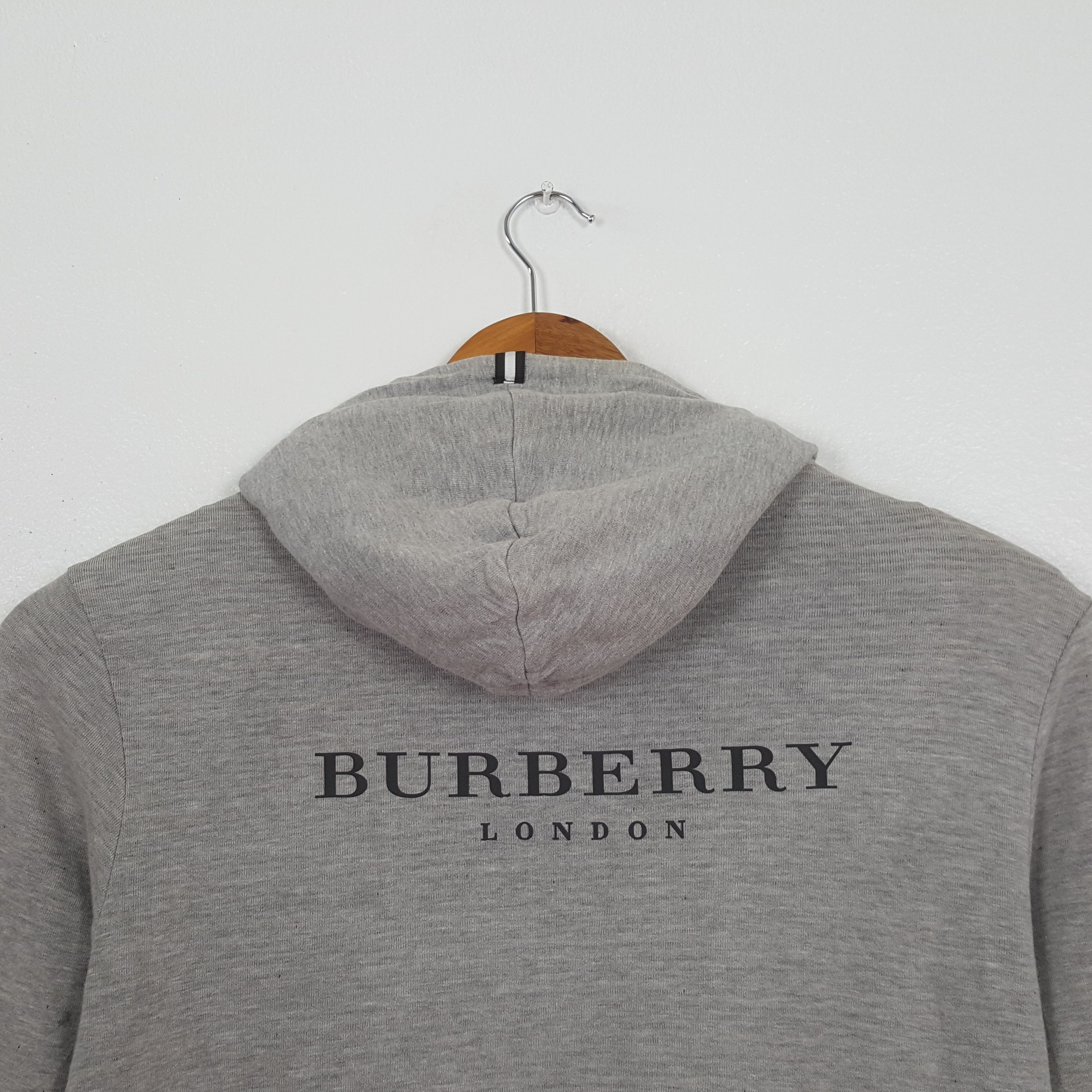 Burberry Vintage Burberry London Fashion Brand Hoodie C324N9 Size US S / EU 44-46 / 1 - 4 Thumbnail