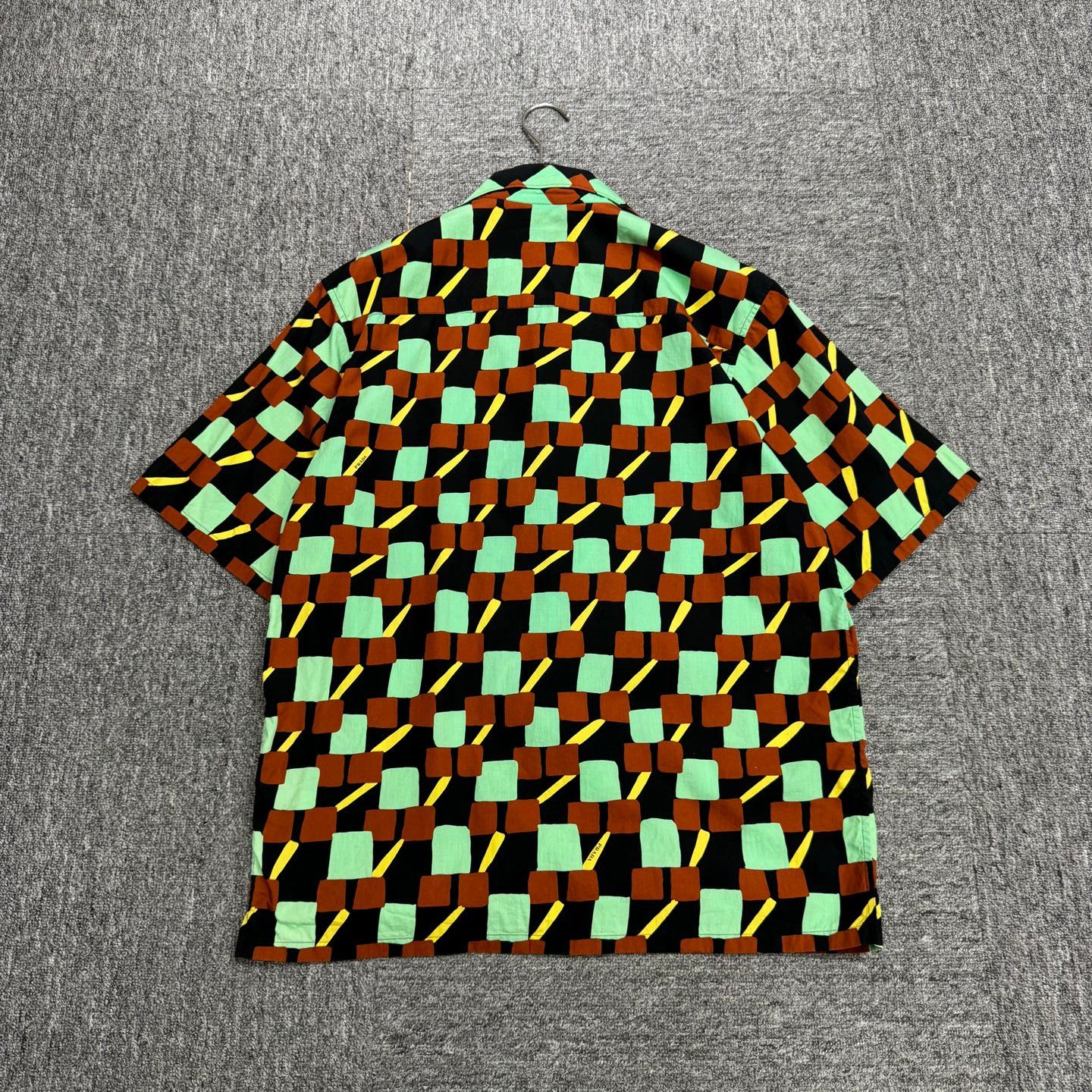 Prada Prada All Over Print Short Sleeve Shirt Size L 98 New Size US L / EU 52-54 / 3 - 5 Thumbnail