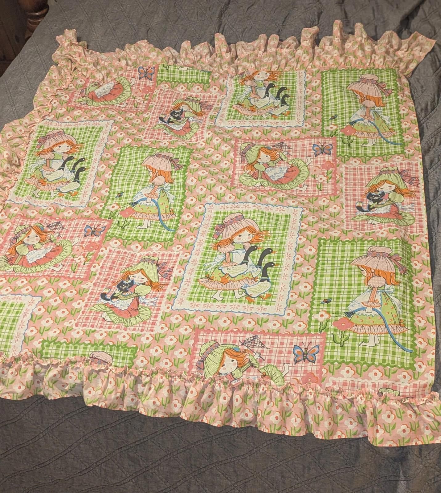 Designer VTG 70s Pink Patchwork Floral Holly Hobbie Ruffle Curtains Size ONE SIZE - 6 Thumbnail