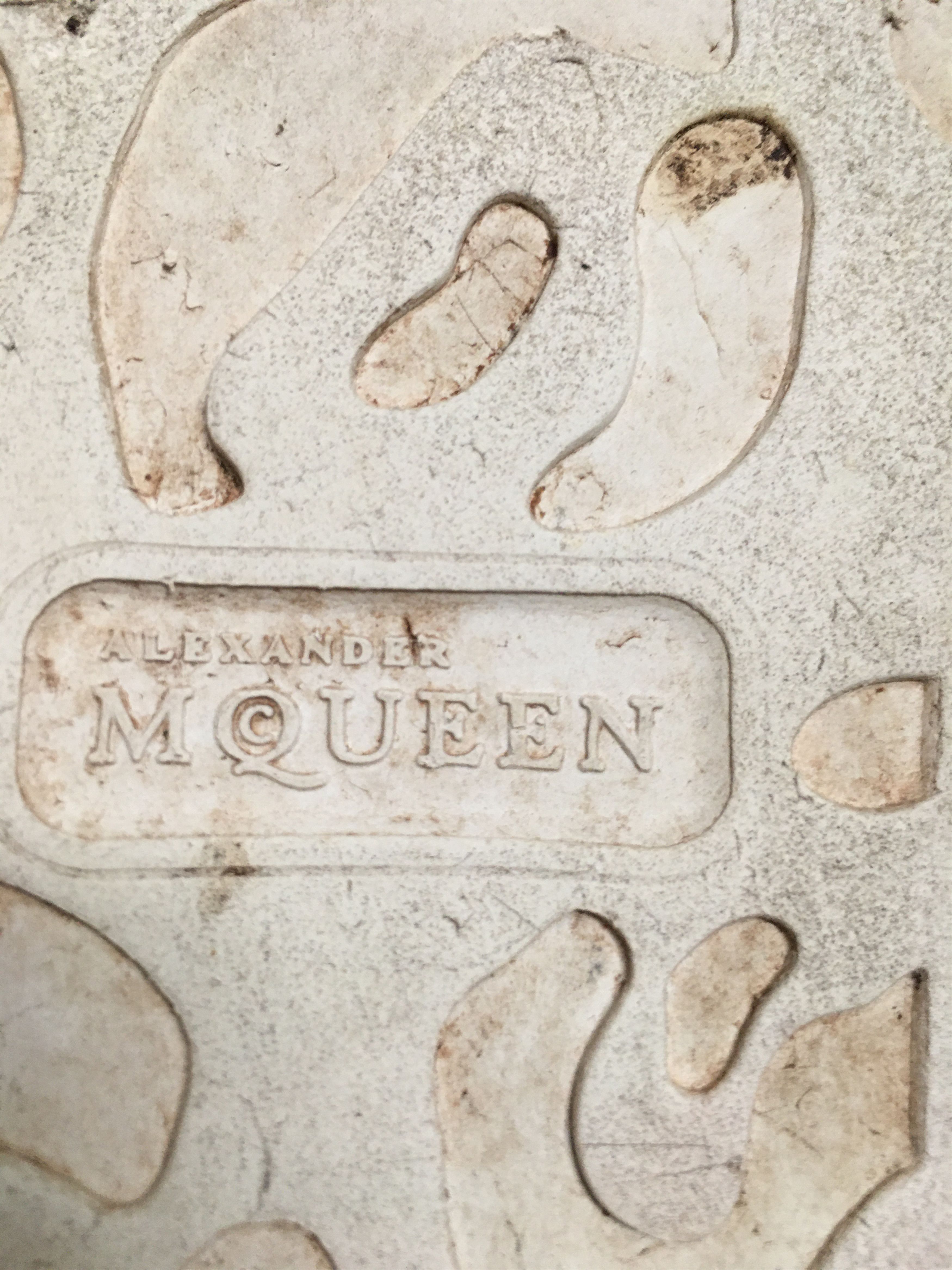 Alexander McQueen Alexander McQueen Oversized Leather Sneakers EU 37 Size US 7 / IT 37 - 16 Thumbnail