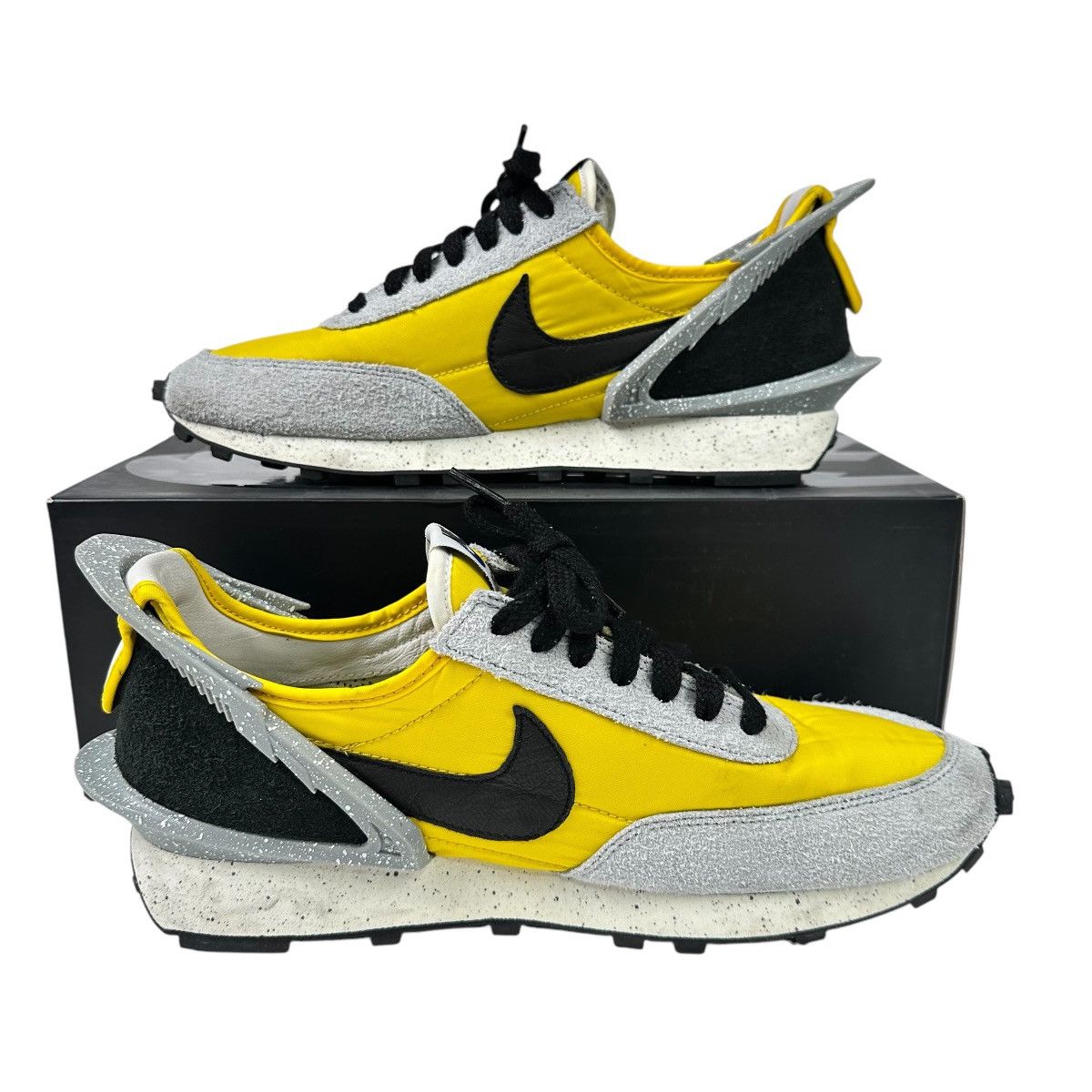 Nike × Undercover Nike Undercover x Daybreak Bright Citron Size US 9.5 / EU 42-43 - 2 Thumbnail