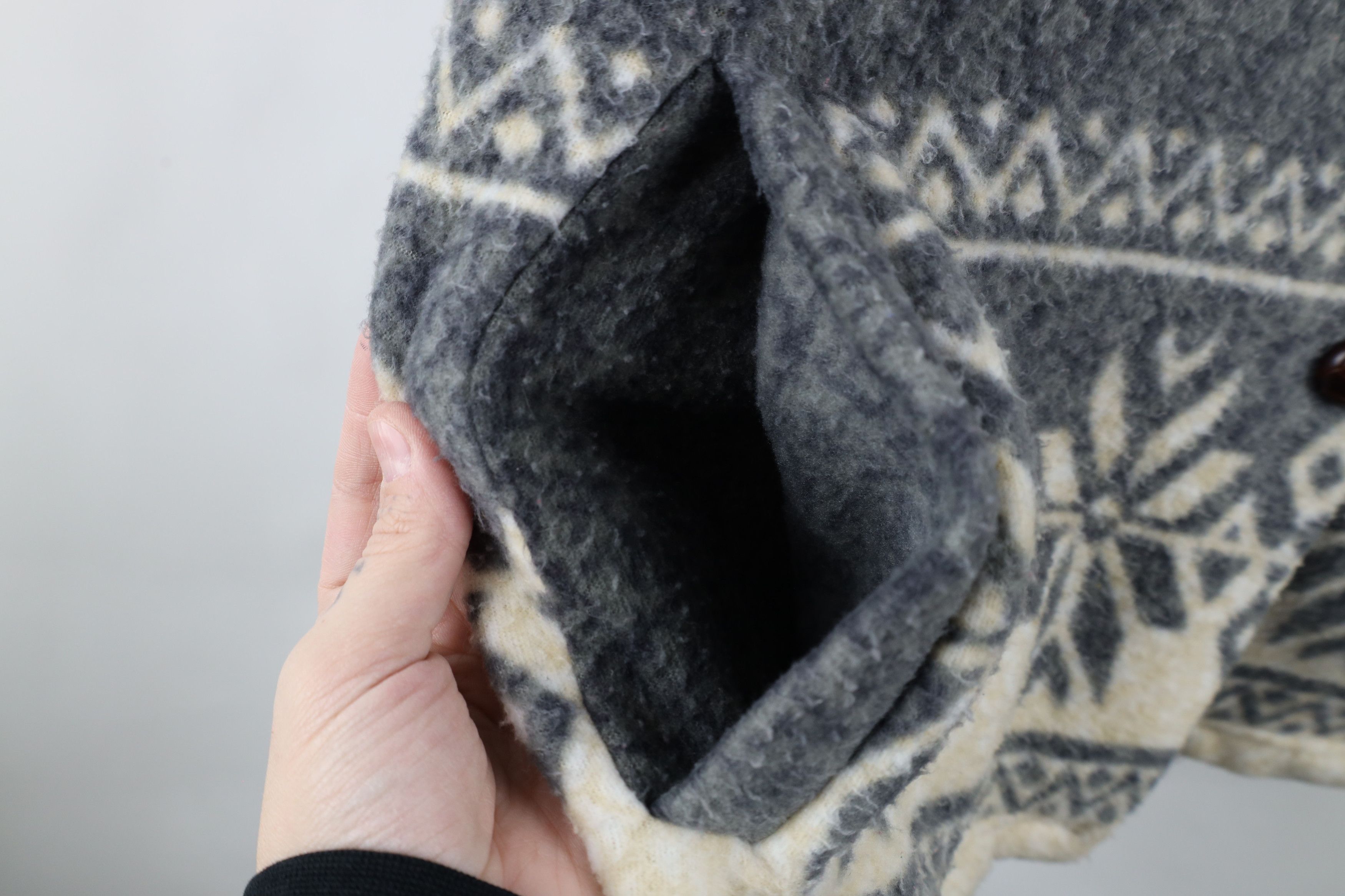 Vintage Vintage 90s Streetwear Snowflake All Print Fleece Jacket Size XL / US 12-14 / IT 48-50 - 4 Thumbnail