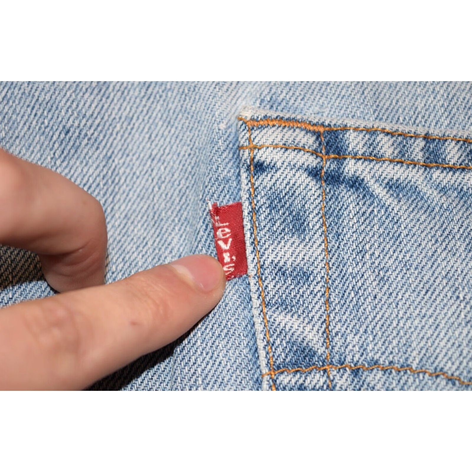 Levi's VINTAGE Levi's 550 Denim Shorts Mens Jeans 36 Light Wash Blue Y2K 2001 90s 00s USA Red Tab Mens Size US 36 / EU 52 - 8 Thumbnail