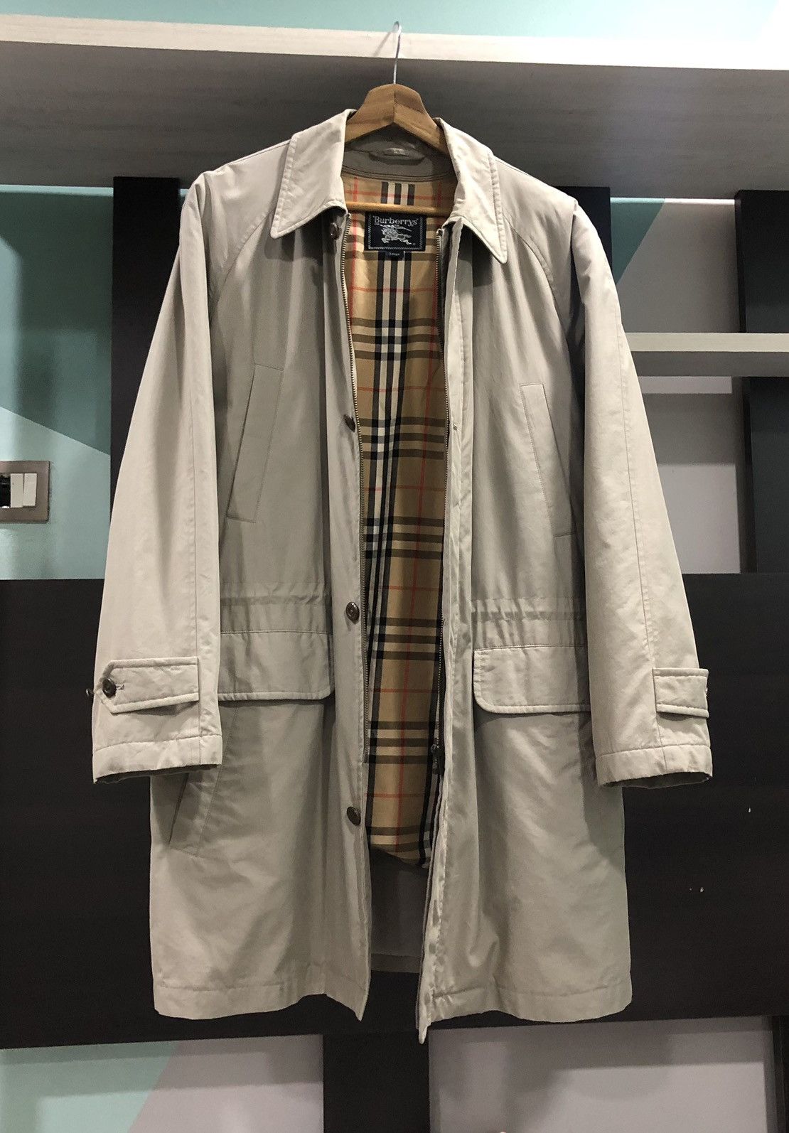 VTG Burberry London Lined Feathers Novacheck Puffer Jacket