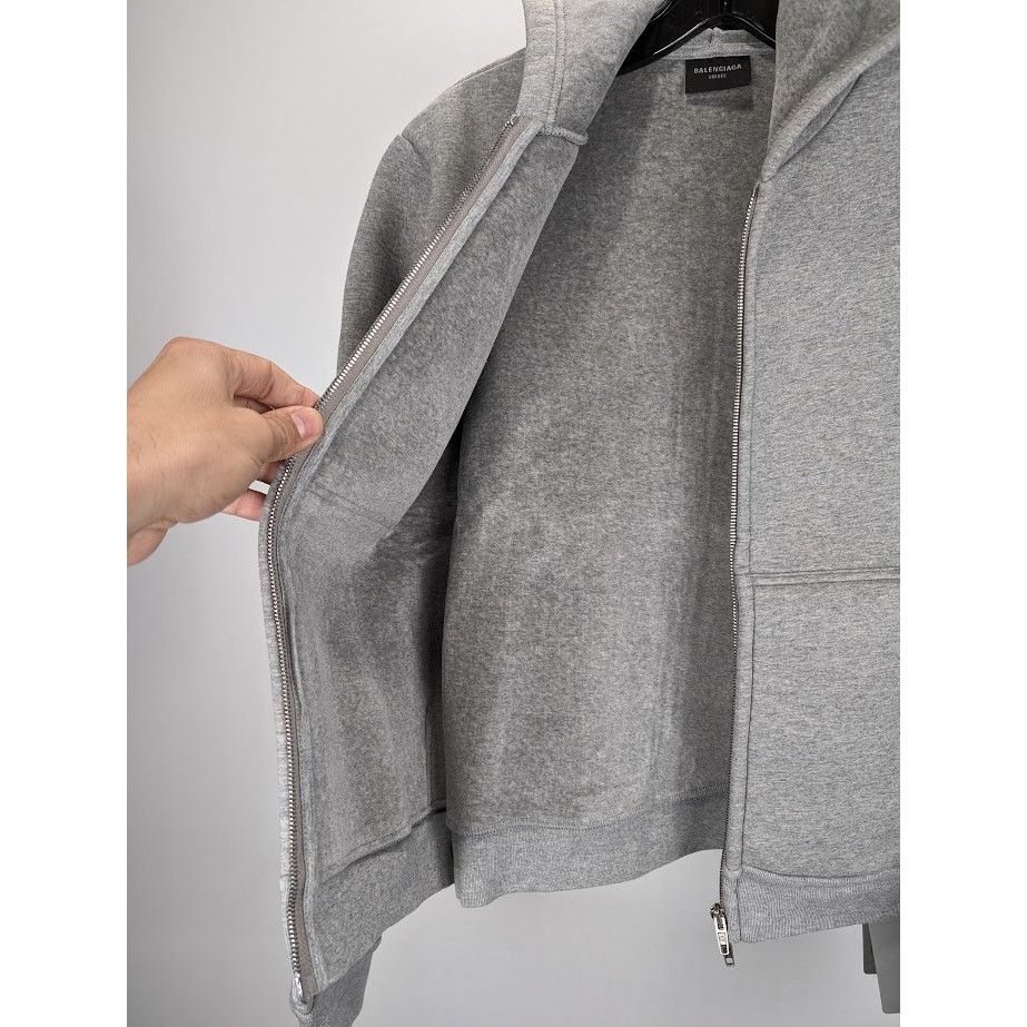Balenciaga o1rshd1 Fitted Zip Up Hoodie in Heather Grey Size US XL / EU 56 / 4 - 9 Thumbnail