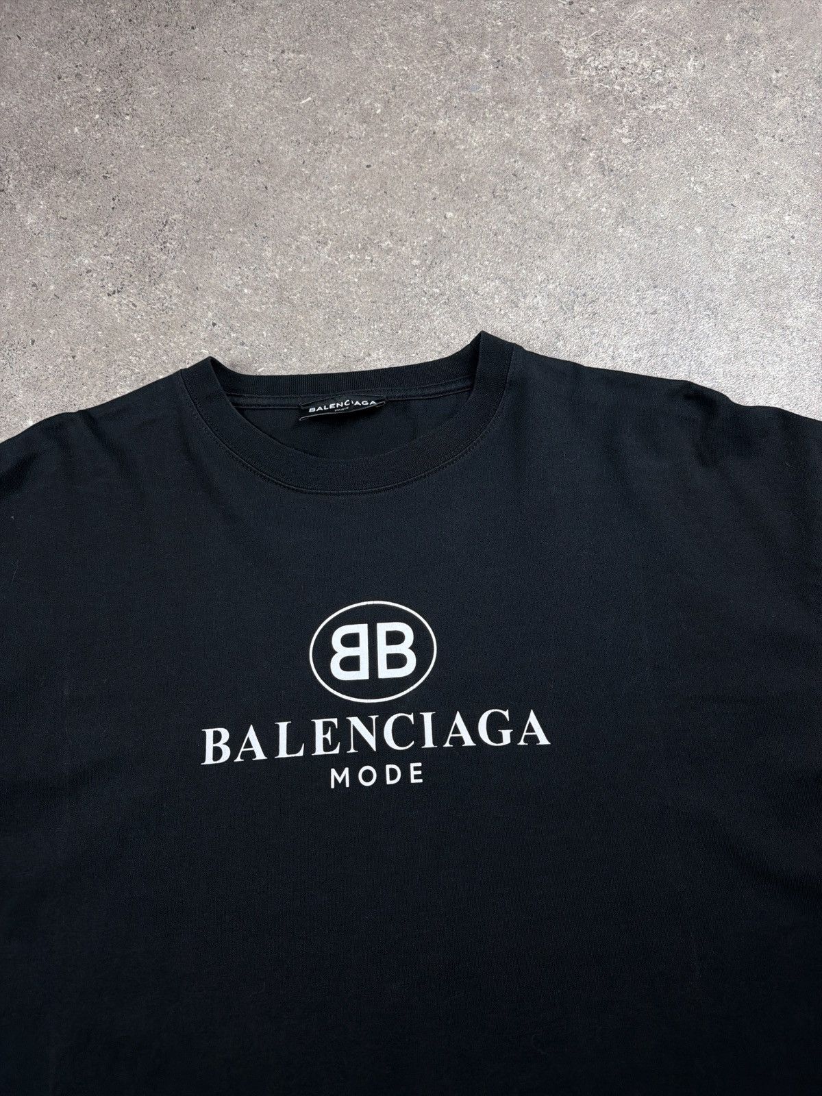 Balenciaga Balenciaga Mode Black Tee Size US M / EU 48-50 / 2 - 2 Thumbnail