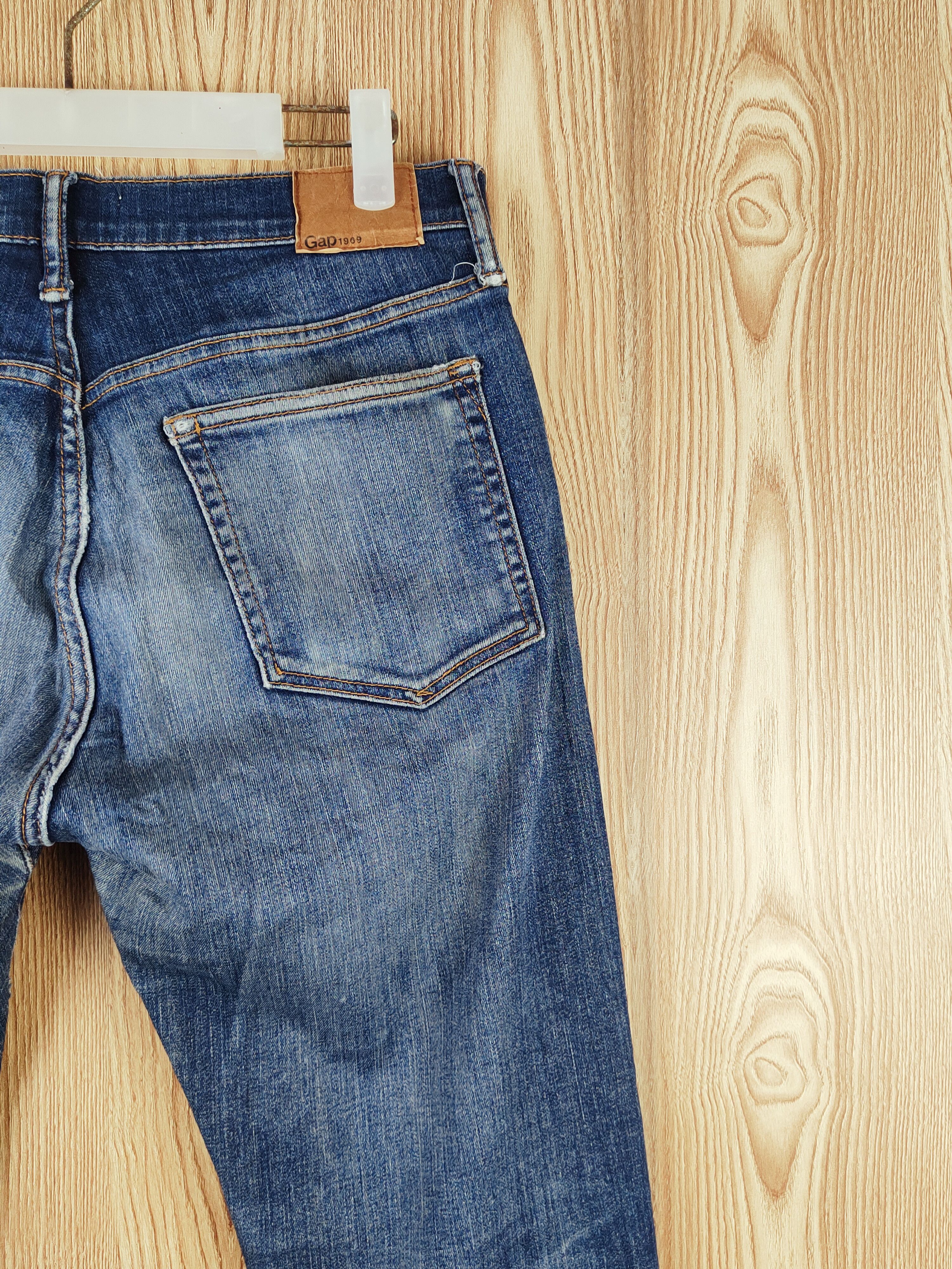 Gap Gap Dark Blue Distressed Ripped Jeans #S2693 Size US 32 / EU 48 - 7 Thumbnail