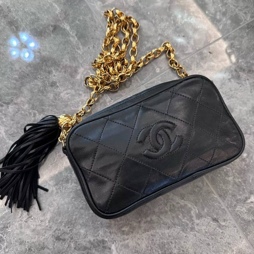Chanel Pre-loved Bag Very good condition Size ONE SIZE - 1 Thumbnail