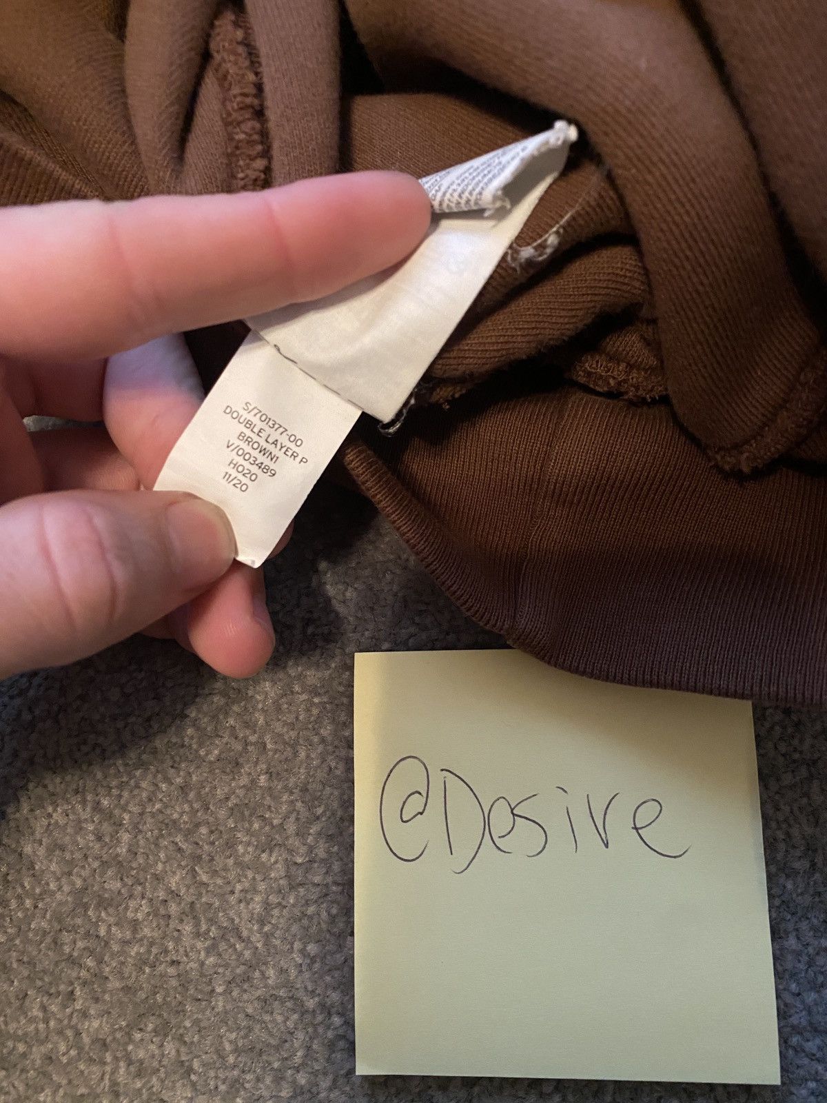 Gap × Yeezy Yeezy Gap Cropped Hoodie size M Size US M / EU 48-50 / 2 - 5 Thumbnail