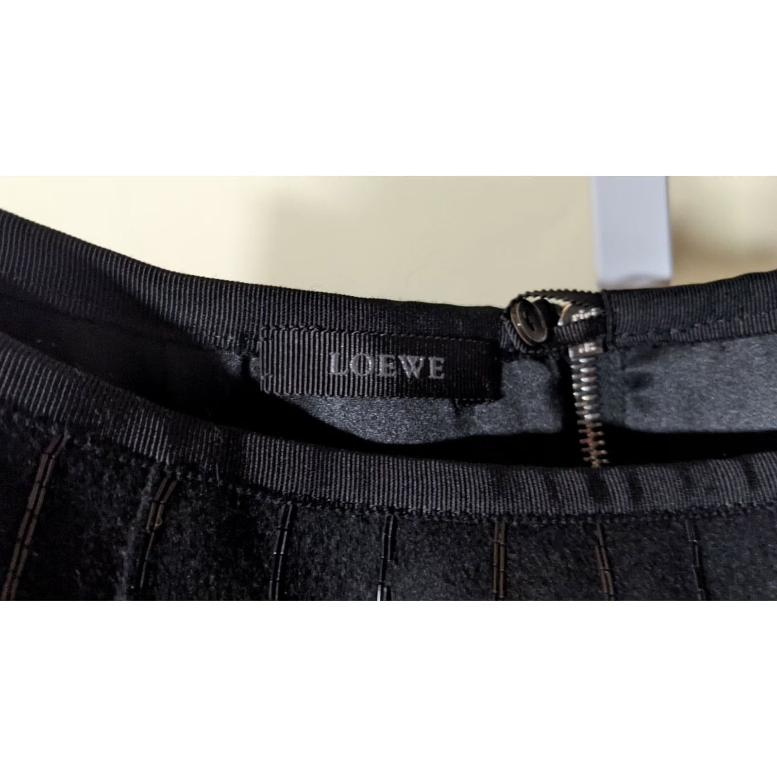 Loewe VINTAGE Loewe Skirt Black Fox Fur Beaded Beaded Runway 2009 Fall 36 Ladies Ladies Womens? Size 25" / US 0 / IT 36 - 4 Thumbnail