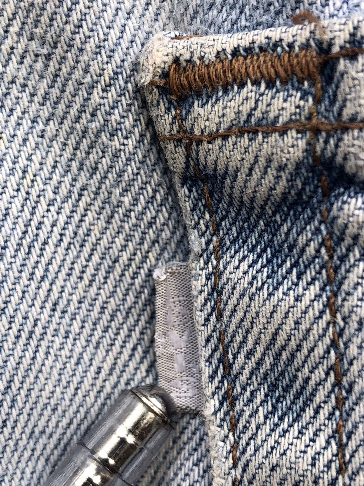 Levi's Levi’s SilverTab Baggy Distressed 90s Style Jeans Size US 33 - 13 Thumbnail
