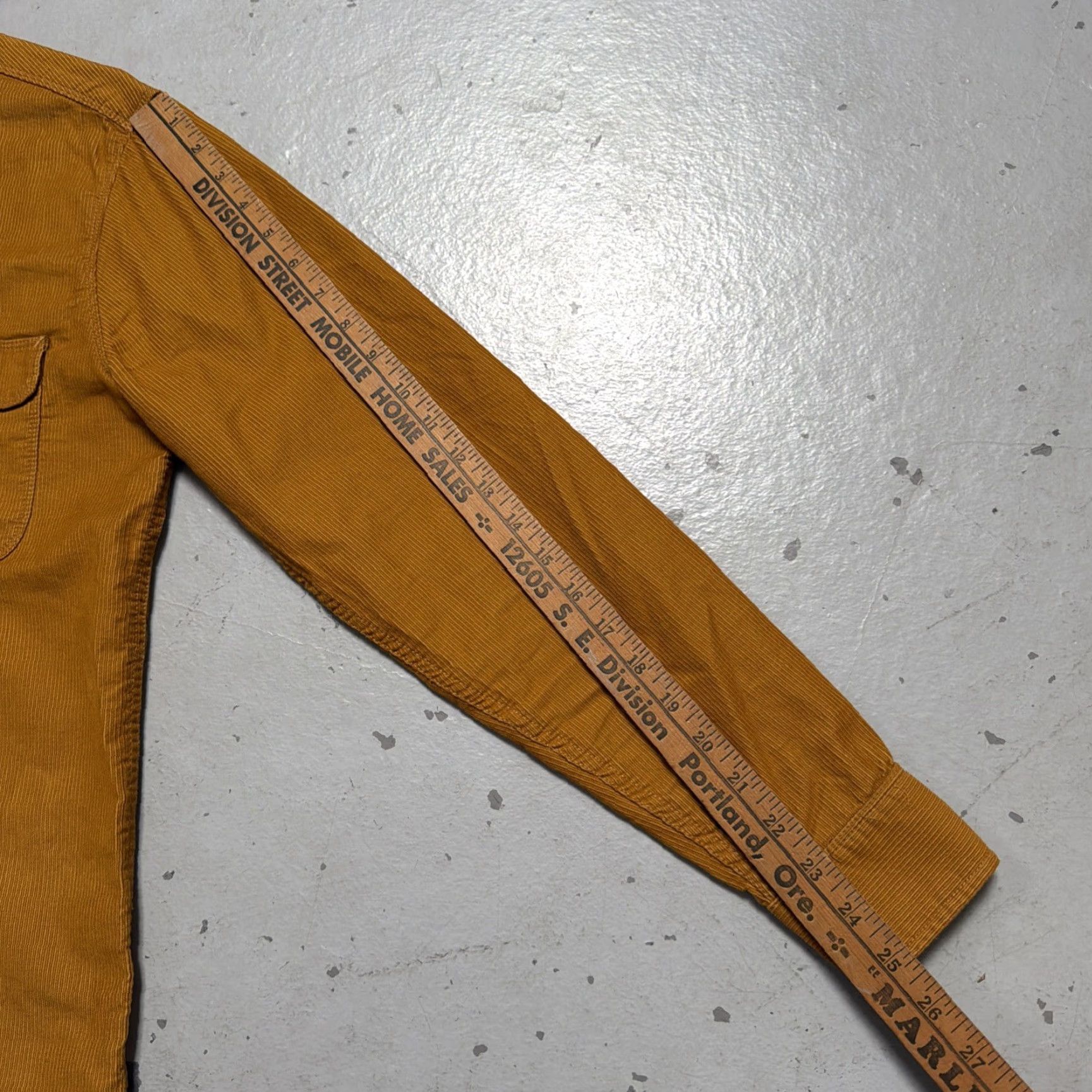 Freenote Cloth Freenote Cloth Corduroy Woven Work Shirt Japanese USA Mustard S Men Long Sleeve Button-Up Size S Size US S / EU 44-46 / 1 - 4 Thumbnail