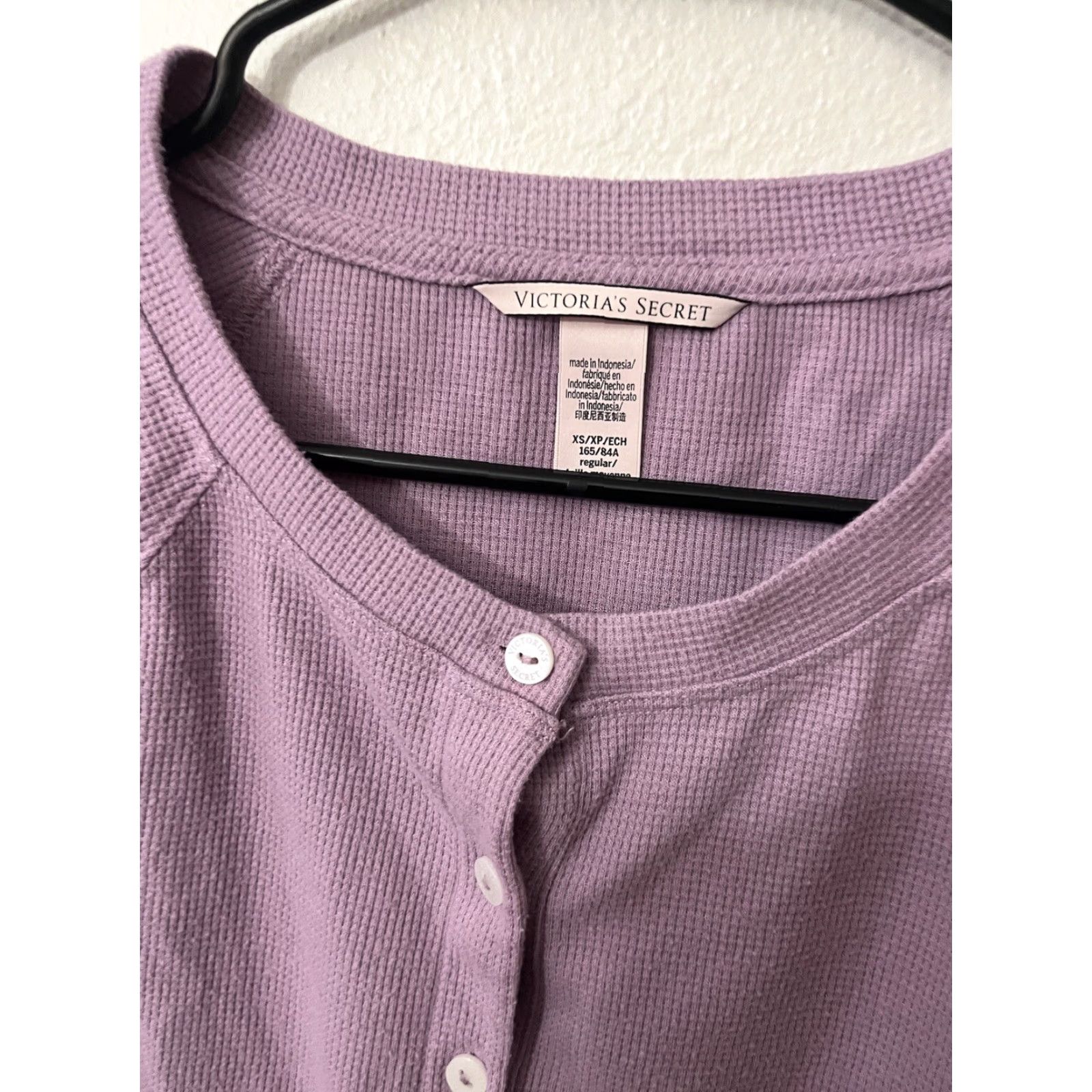 Victoria's Secret Victoria Secret Top Womens XS Purple Long Sleeve Henley Shirt Size XS / US 0-2 / IT 36-38 - 2 Thumbnail