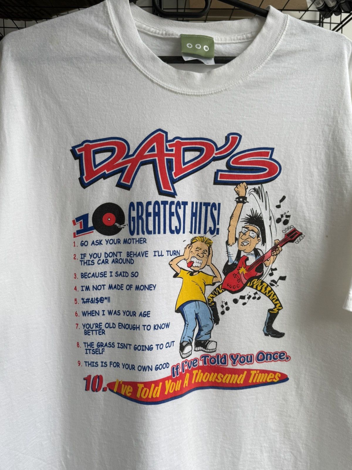Vintage Vintage 90s Dad's 10 Greatest Hits Funny Tee Size US XL / EU 56 / 4 - 2 Thumbnail