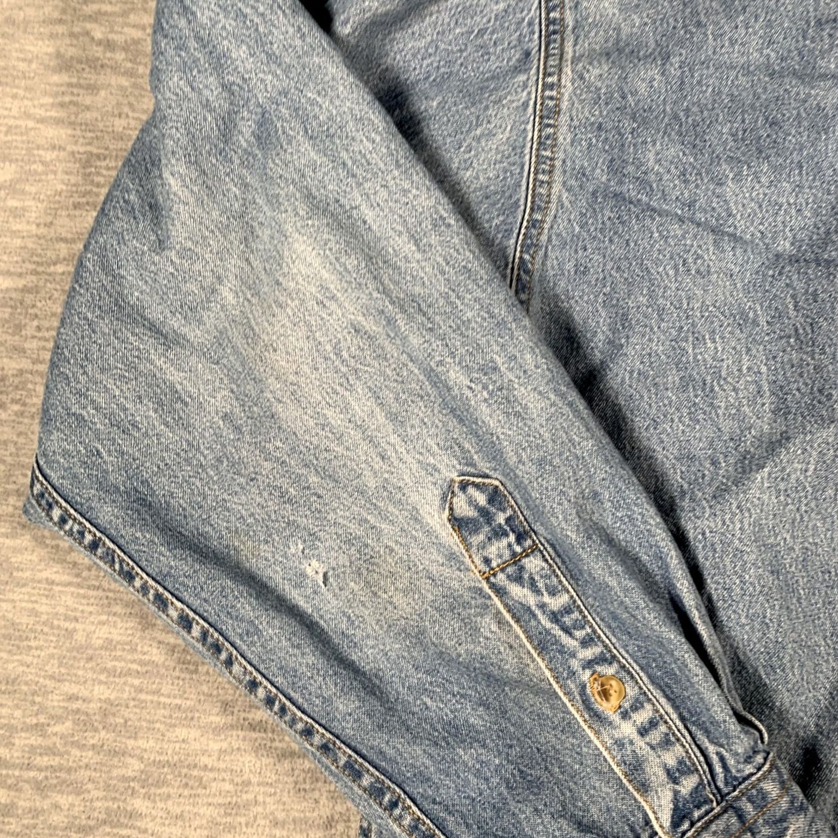 Lee Lee Denim Shirt Mens Large Blue Button Down Long Sleeve Peter B's Brewpub Logo Size US L / EU 52-54 / 3 - 5 Thumbnail