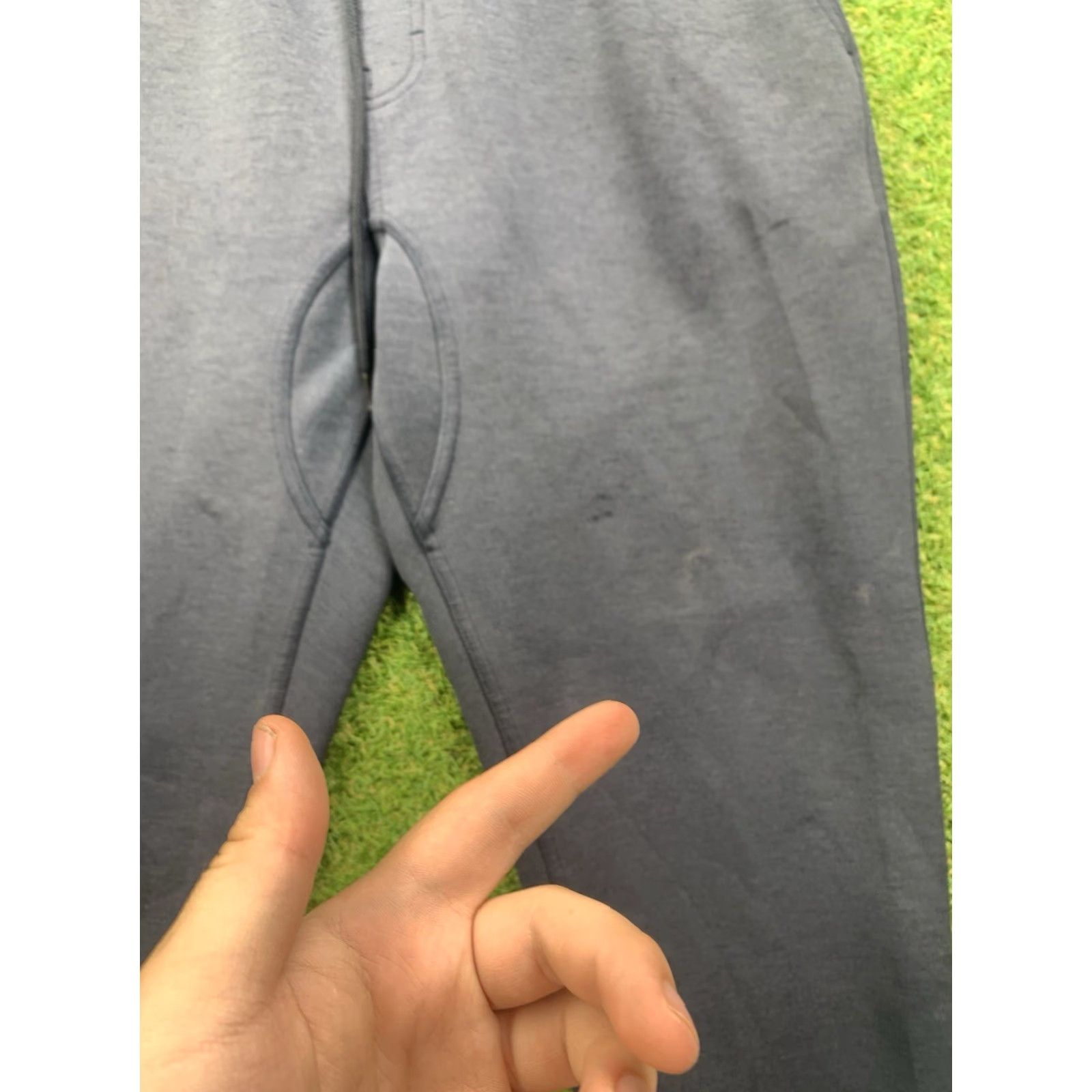 Vintage Publish Mens Sweatpants 38 Grey Workout Sweatpants Heavyweight Gym Joggers Pants 2000s Y2K Size US 38 / EU 54 - 4 Thumbnail