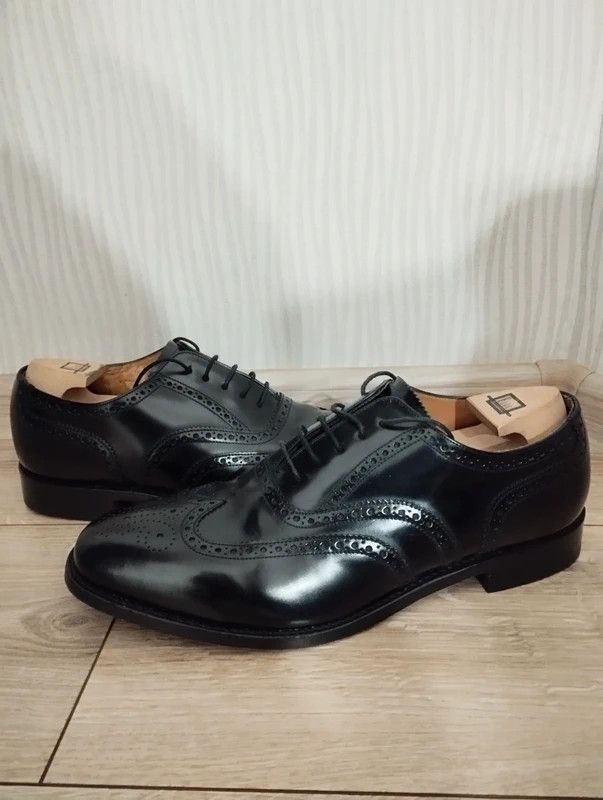 Loake Loake 202B Brogue Goodyear size 9 (43) Size US 10 / EU 43 - 1 Thumbnail