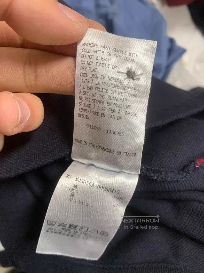 Thom Browne Thom Browne Classic Back Stripe Short Sleeve, Comfortable Size US L / EU 52-54 / 3 - 5 Thumbnail
