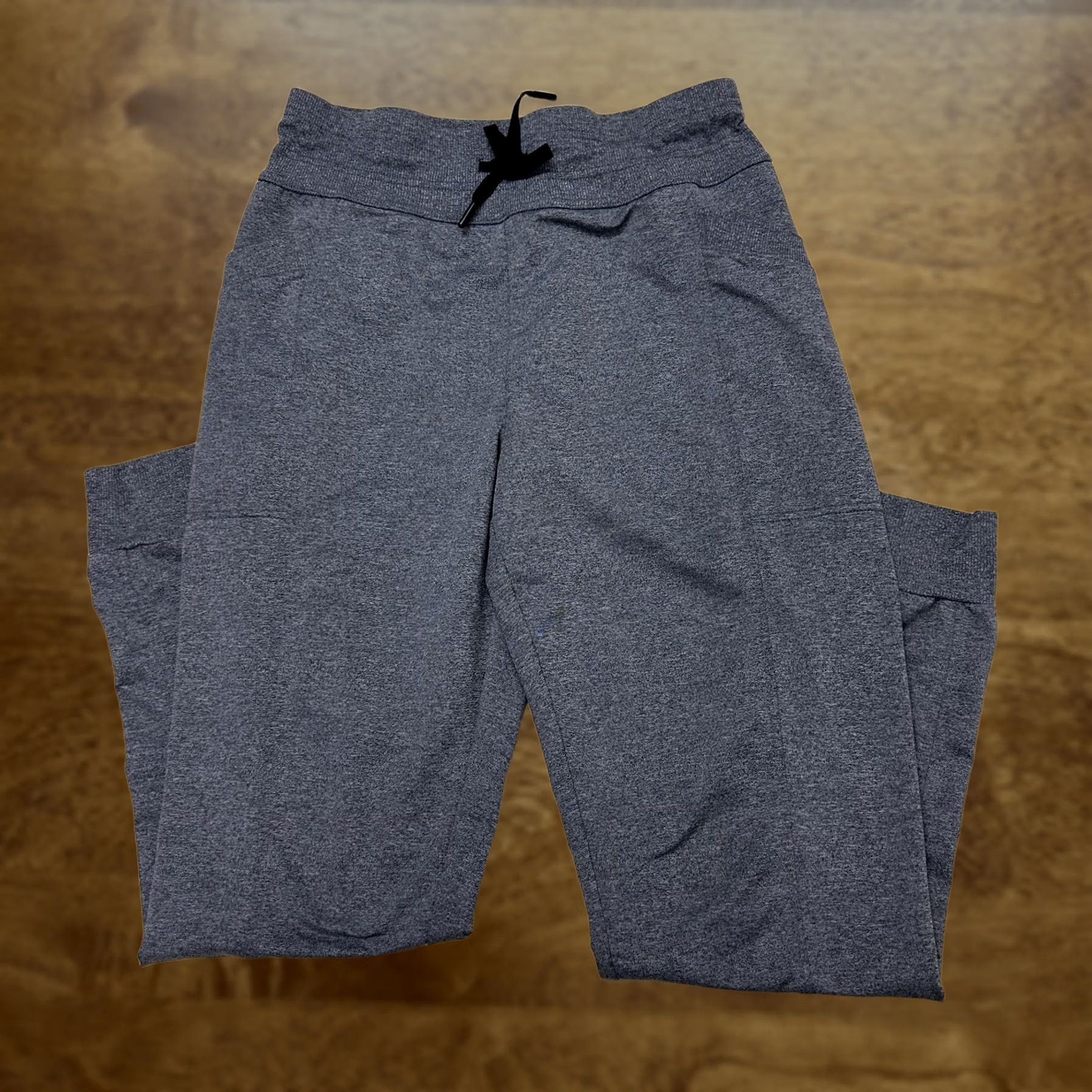 Vintage 32 Degrees Heat Mens Small Gray Knit Joggers Elastic Waist Pockets Sweatpants Knit Pants Casual Activewear Winter Tapered Ribbed Cuffs Size US 29 - 1 Thumbnail
