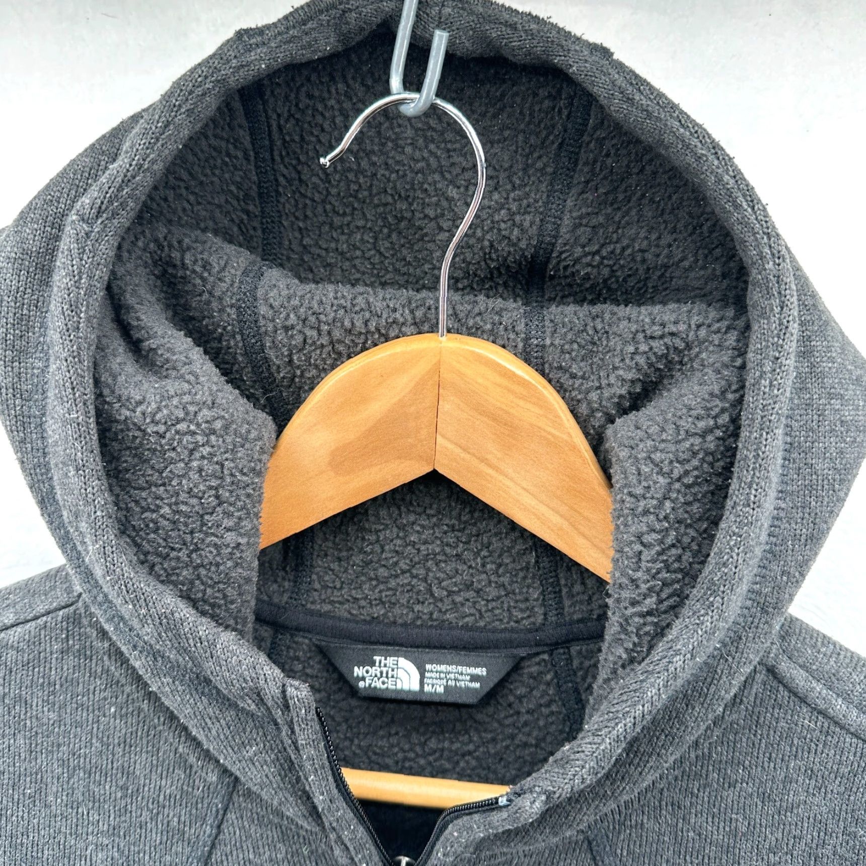 The North Face The North Face Fleece Jacket Gray Womens Size M Hooded Long Sleeve Full Zip Jacket Women M Gray The North Face Outdoor Winter Logo Basic Jacket Size M / US 6-8 / IT 42-44 - 3 Thumbnail