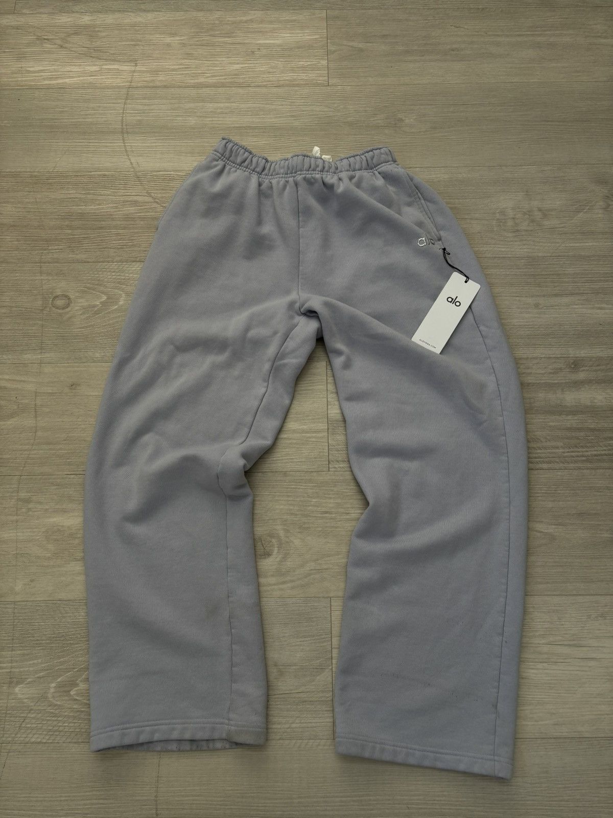 Alo All yoga “frost” sweats Size US 32 / EU 48 - 1 Thumbnail