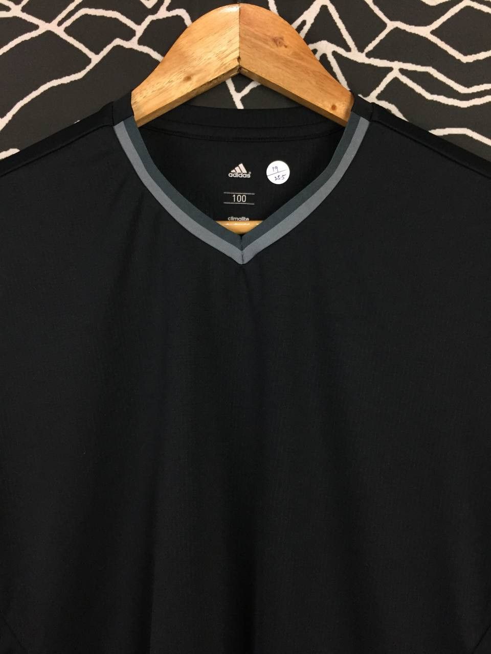 Adidas × Vintage Adidas Climalite Activewear V-Neck Jersey Size US M / EU 48-50 / 2 - 3 Thumbnail