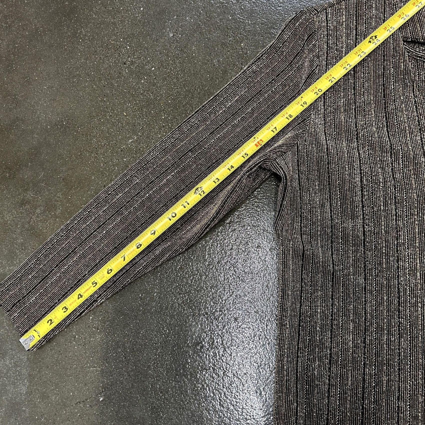 Vintage VINTAGE Alfred Dunner Cardigan Sweater Womens 12 Gold Striped Knit Button Long Sleeve Scoop Neck Metallic Size XL / US 12-14 / IT 48-50 - 6 Thumbnail