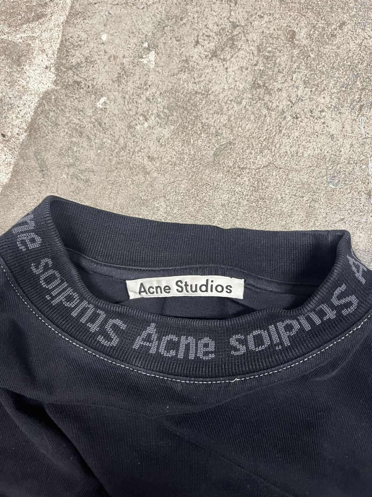 Acne Studios tight long sleeve acne studio shirt Size US XS / EU 42 / 0 - 1 Thumbnail