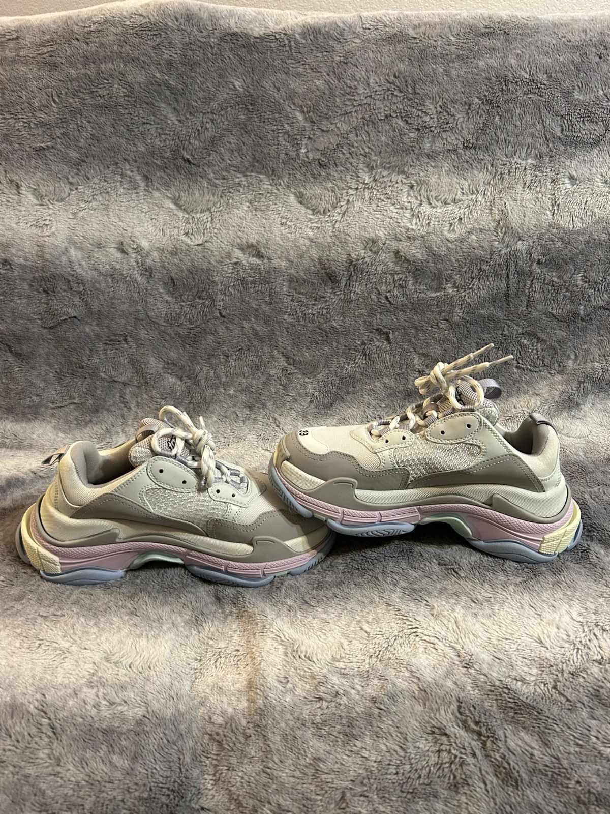 Balenciaga Balenciaga Women’s Triple S Sneaker Pastel Size 9 Pads Size US 9 / IT 39 - 2 Thumbnail