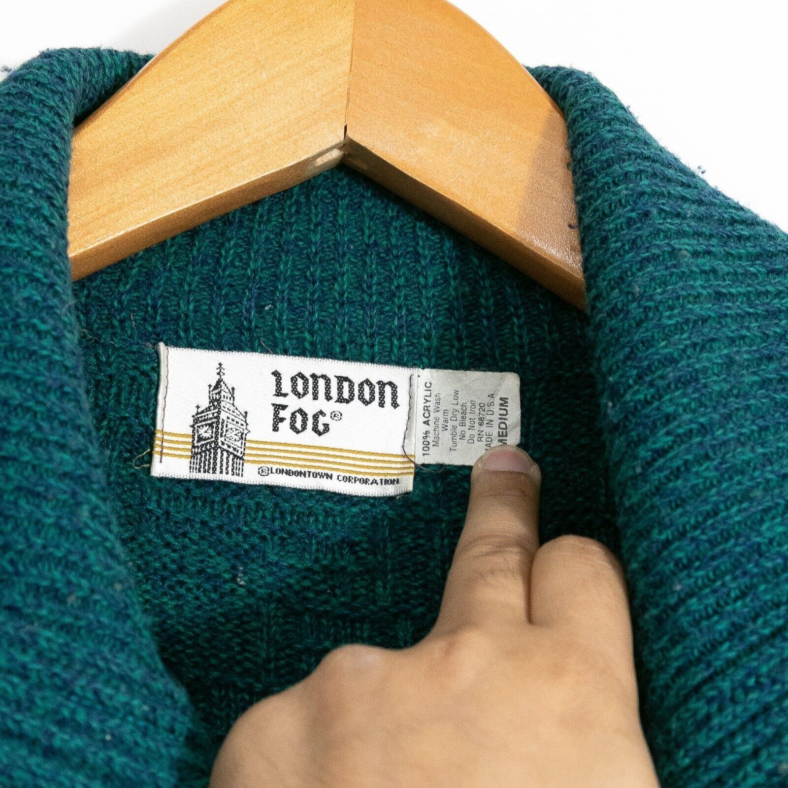 London Fog × Vintage Vintage London Fog Zip Up Acrylic Sweater Medium - Collared Size US M / EU 48-50 / 2 - 3 Thumbnail