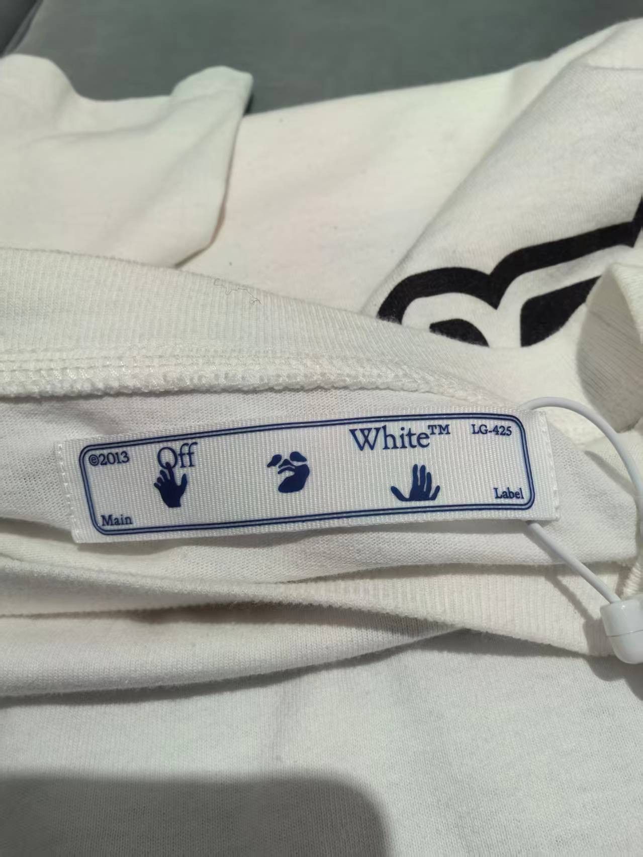 Off-White NWT OW T-shirts - White, S Size US S / EU 44-46 / 1 - 6 Thumbnail