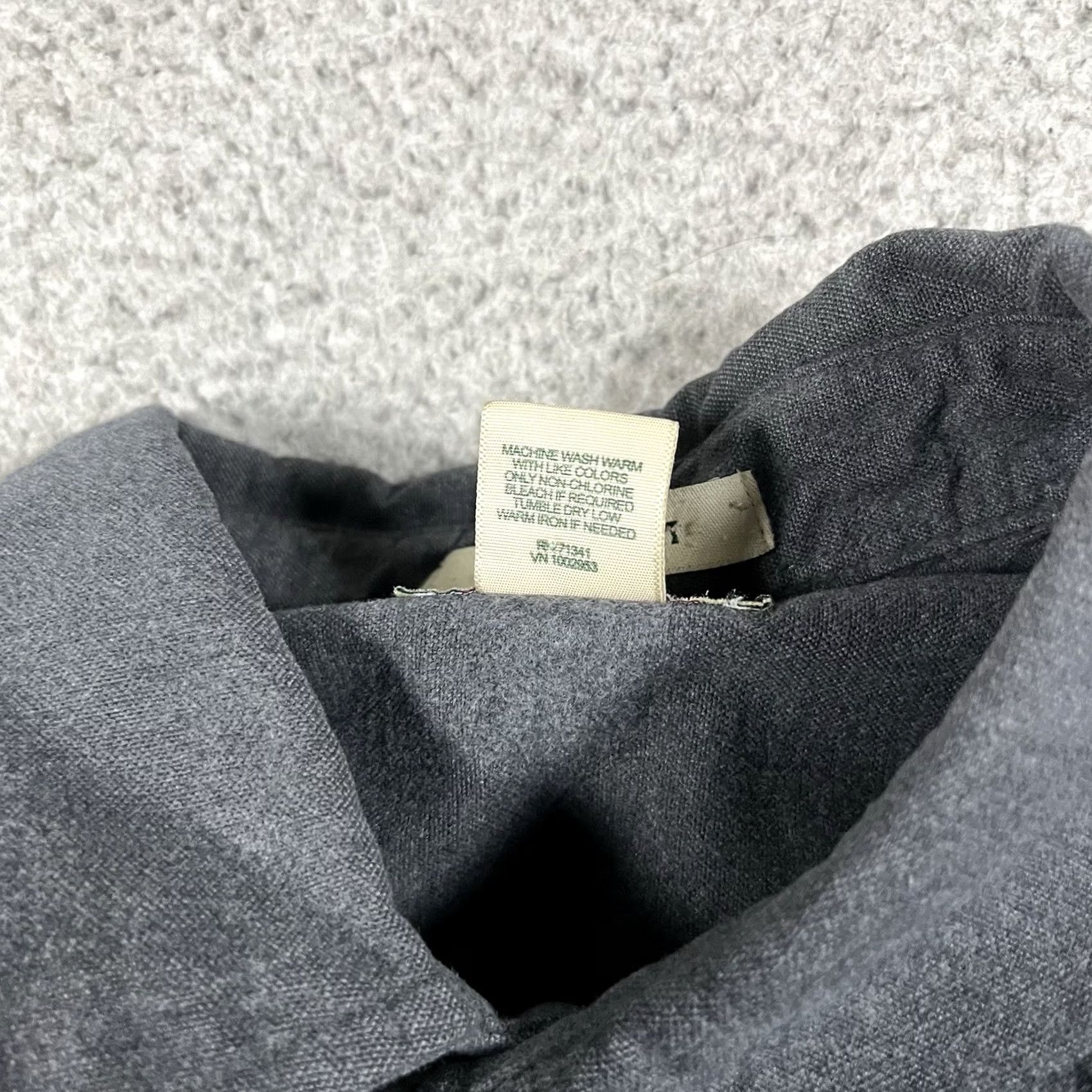 Vintage VINTAGE L.L. Bean Shirt Mens L Gray Chamois Cloth Button Down Outdoor Hiking Hunting Work Size US L / EU 52-54 / 3 - 5 Thumbnail
