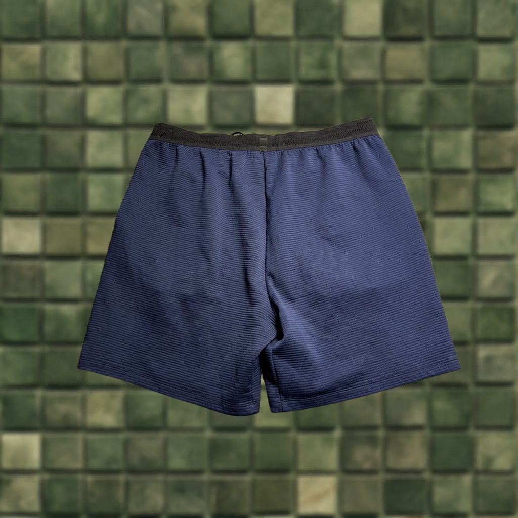 Vintage NOBULL Shorts Mens XL Blue Athletic Training Gym Stretch 7” Unlined Size US 36 / EU 52 - 1 Thumbnail