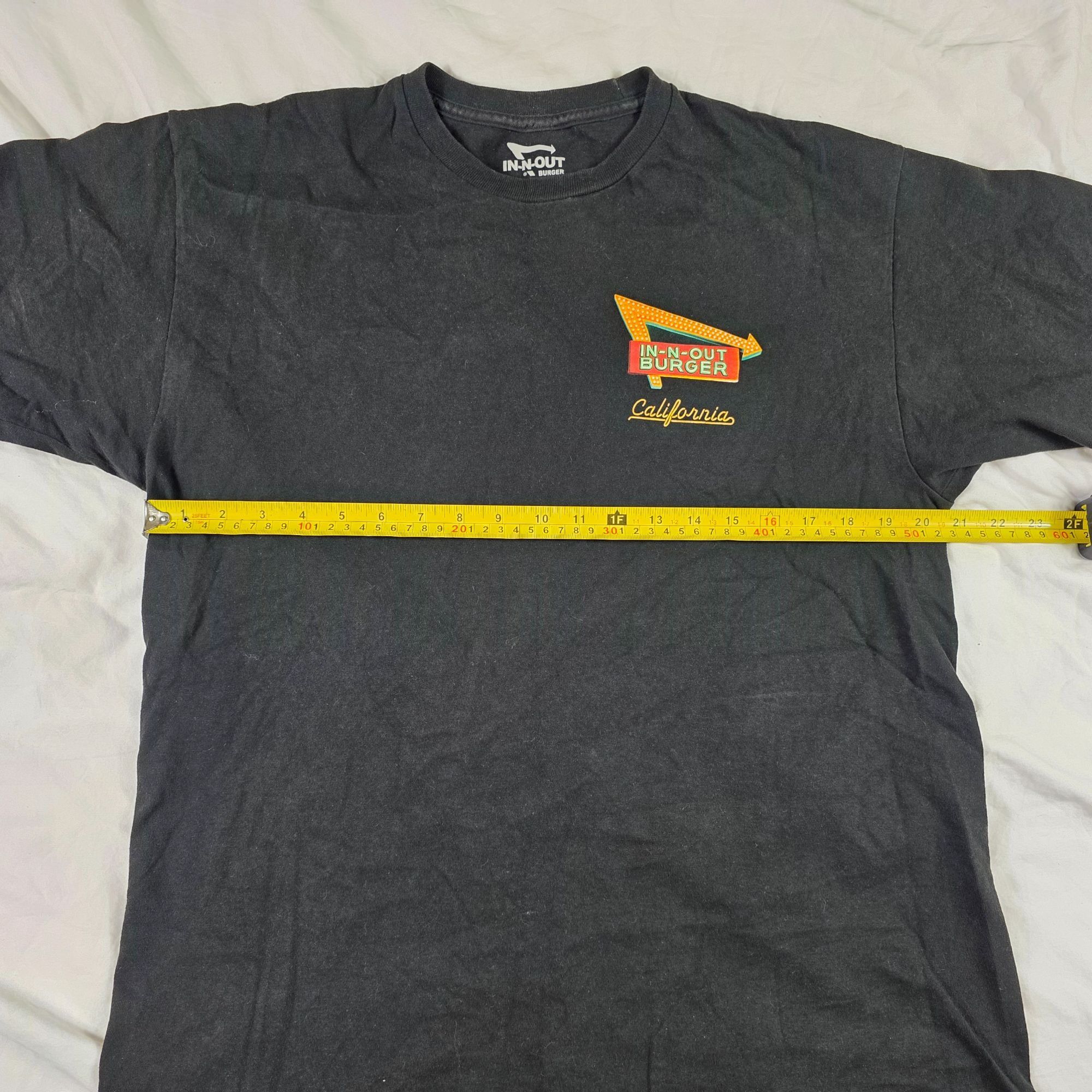 Other In-N-Out Burger T-Shirt Men Large Black Shirt California Sun Size US L / EU 52-54 / 3 - 6 Thumbnail