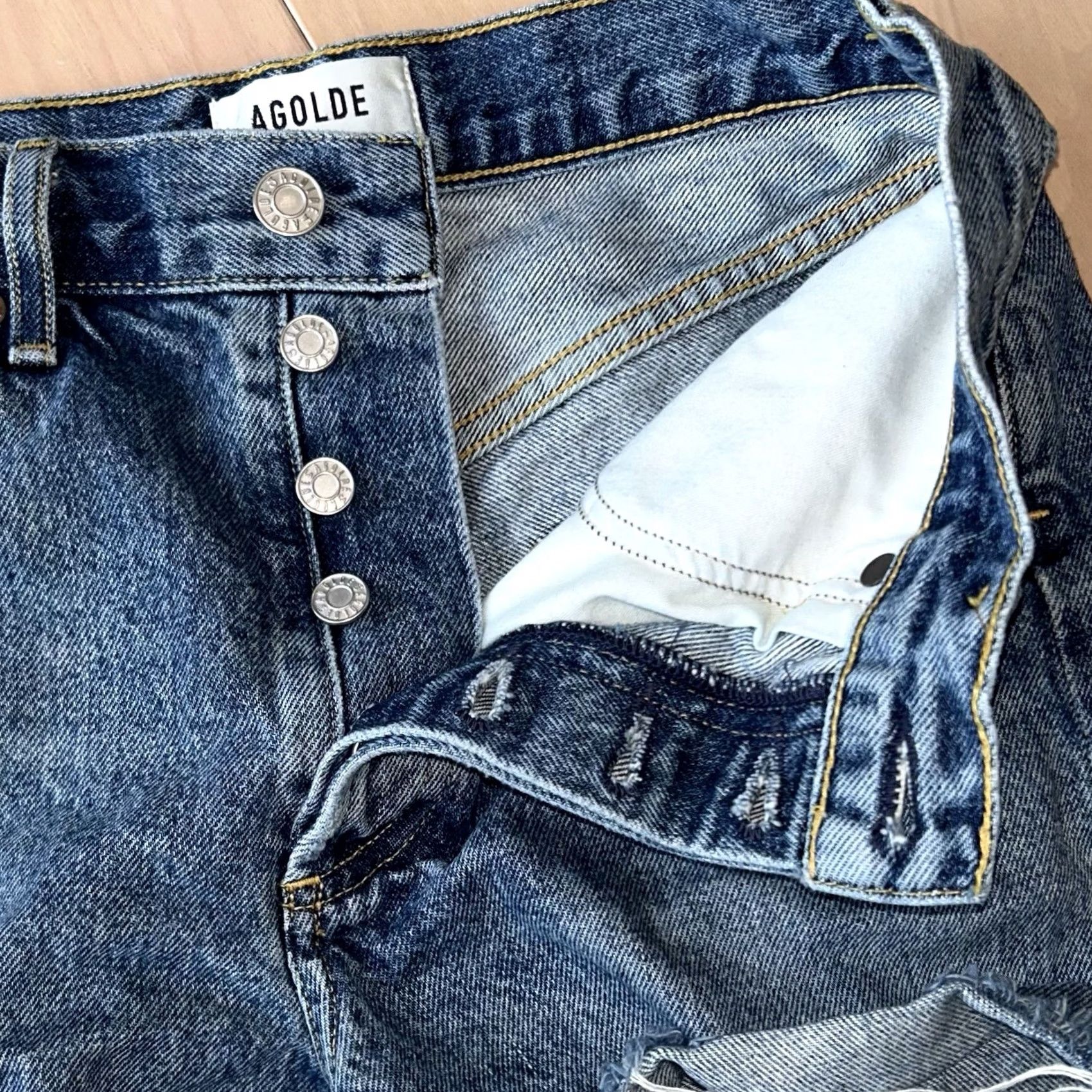 Agolde AGOLDE Reese Denim Short Jean 3.5” Inseam Blue 24 Women’s Size 42" / US 20 - 3 Thumbnail