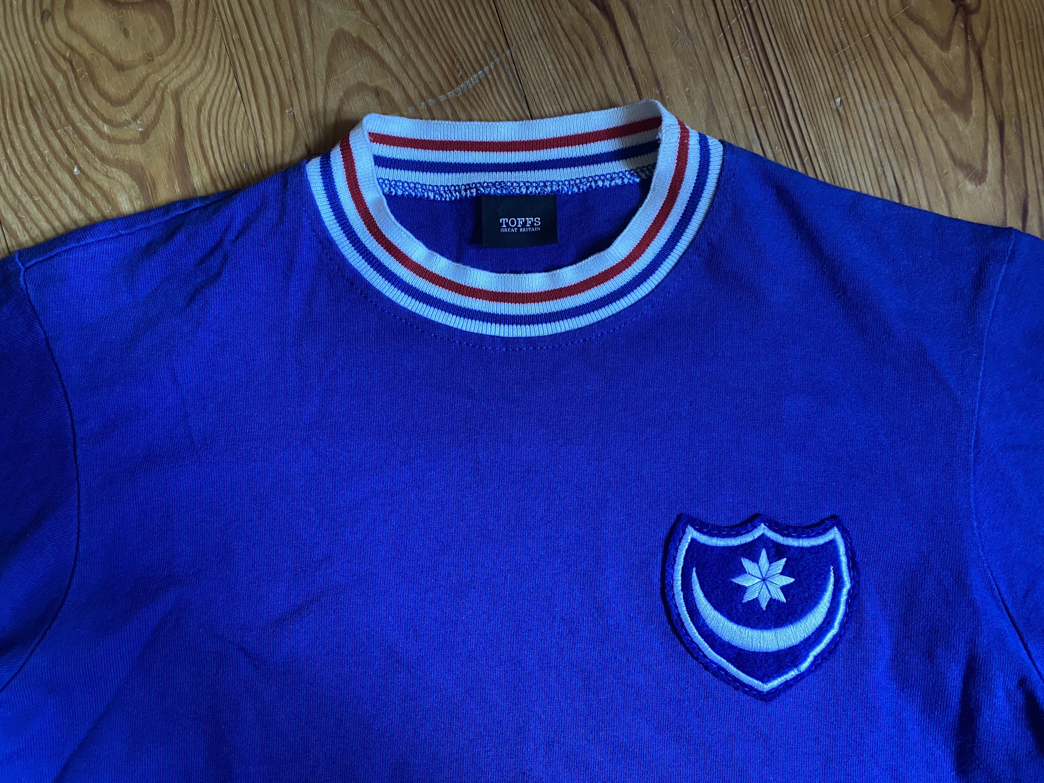 Toffs × Vintage Vintage Portsmouth FC t-shirt/sweatshirt Size US M / EU 48-50 / 2 - 3 Thumbnail