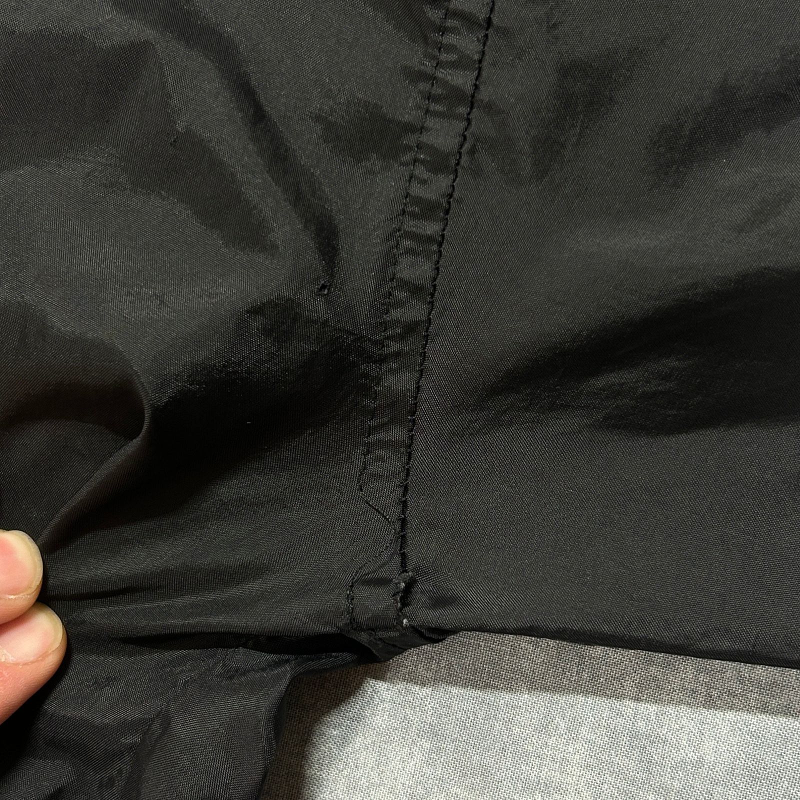 Jerzees VTG Jerzees sportswear windbreaker pullover V-neck mens L Size US L / EU 52-54 / 3 - 6 Thumbnail