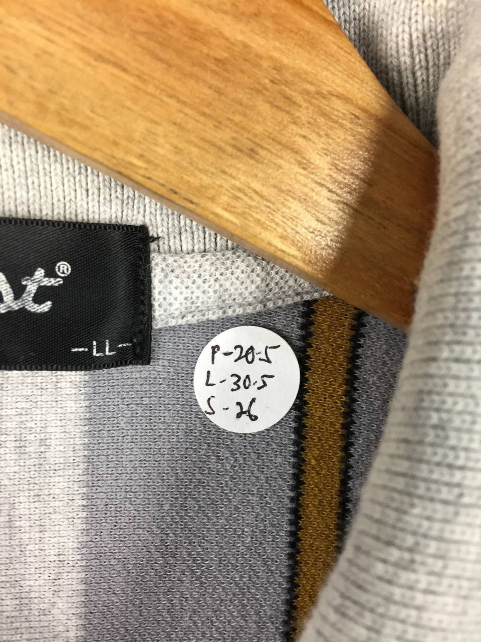 Titleist Vtg Titleist Vertical Striped Golf Polo Long Sleeve Shirt Size US M / EU 48-50 / 2 - 15 Thumbnail