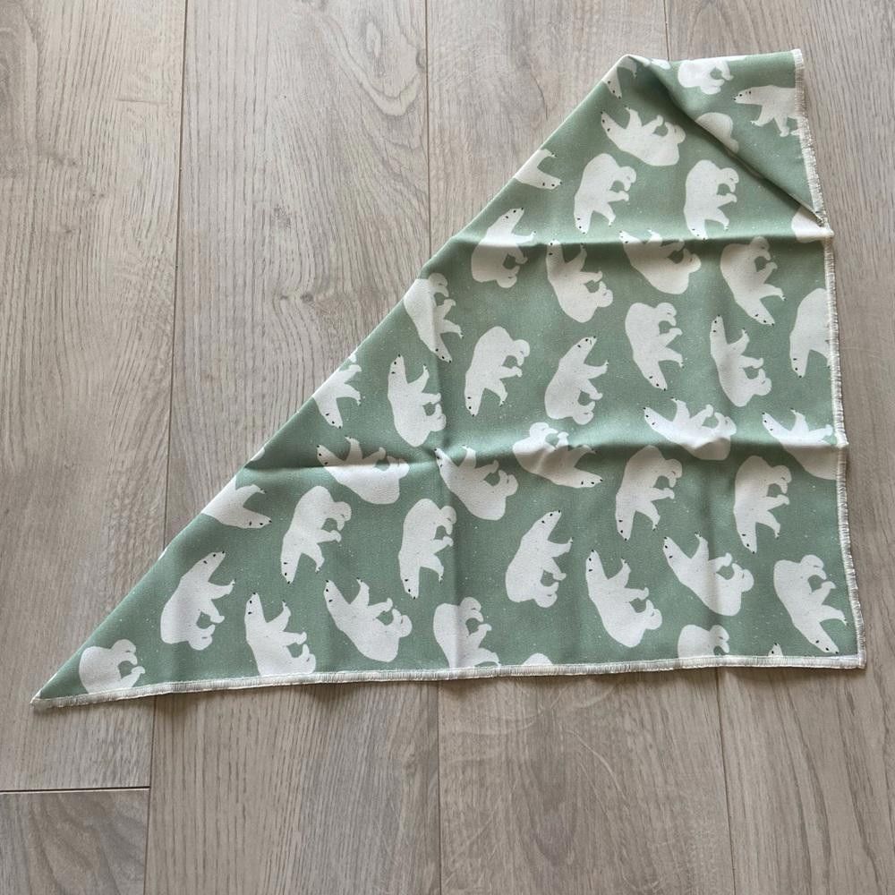 Designer Furtees Green Polar Beer Dog Bandana Size ONE SIZE - 1 Thumbnail