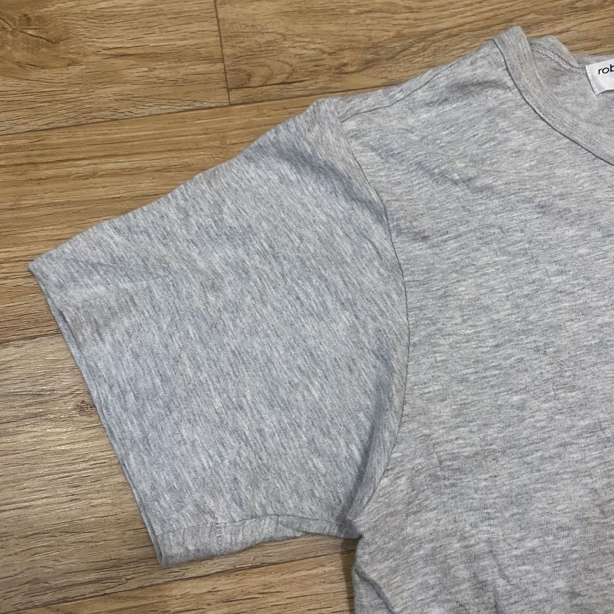 Comme des Garcons Comme Des Garcons Robe De Chambre Short Sleeve T-Shirt Size US S / EU 44-46 / 1 - 5 Thumbnail