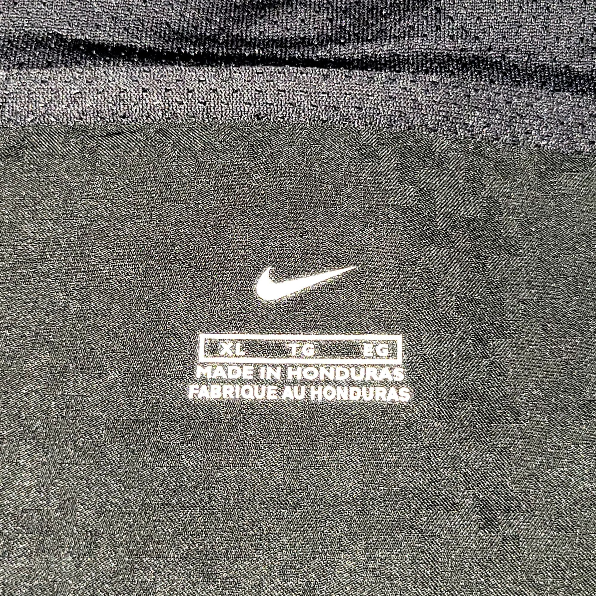 Nike Ronaldo Manchester United 2004 2005 Away Soccer Jersey XL Size US XL / EU 56 / 4 - 6 Thumbnail