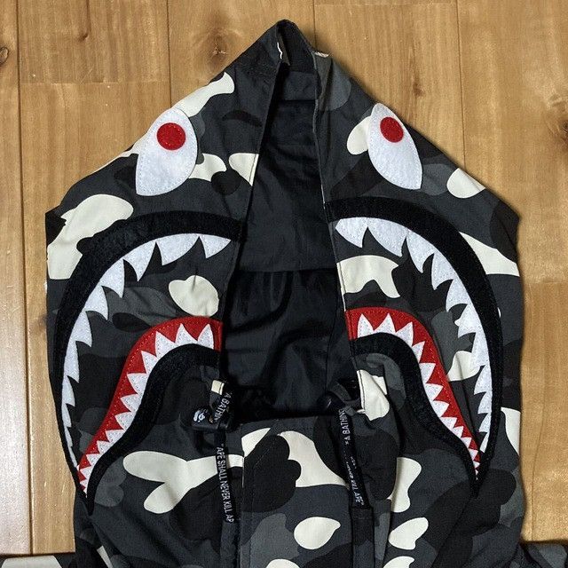Bape 💫Glow in the dark💫 BAPE camo shark hoodie snowboard jacket Size US M / EU 48-50 / 2 - 3 Thumbnail