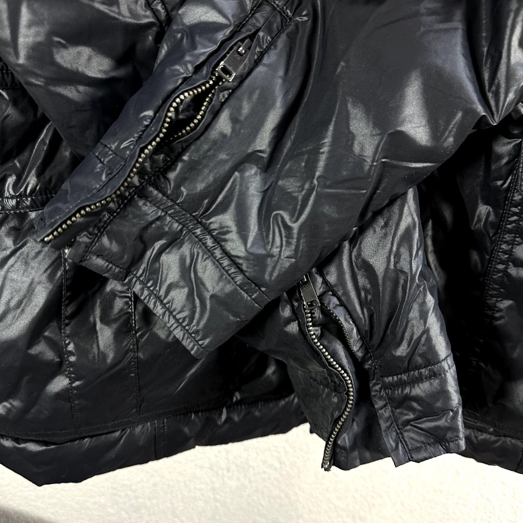 Perry Ellis Perry Ellis Men Jacket Insulated Black Zip Pockets Front Size M Casual Nylon Front Pockets Zipped Sleeve Sz M Size US M / EU 48-50 / 2 - 5 Thumbnail