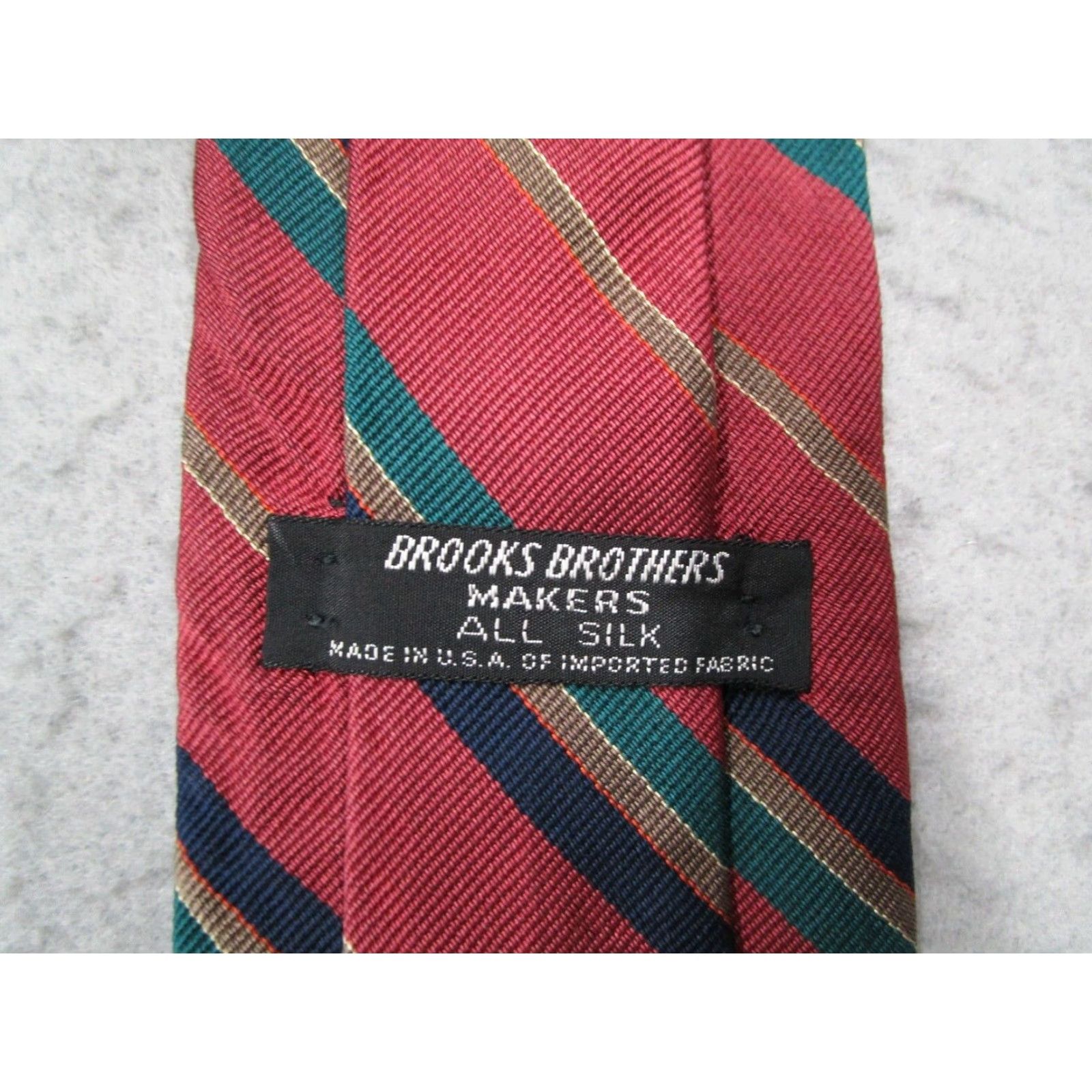 Brooks Brothers VINTAGE Brooks Brothers Makers Men's Red Silk Neck Tie - Classic 57"-60" - 3" Width - Made in USA - Floral Pattern - Preppy Retro Size ONE SIZE - 2 Thumbnail