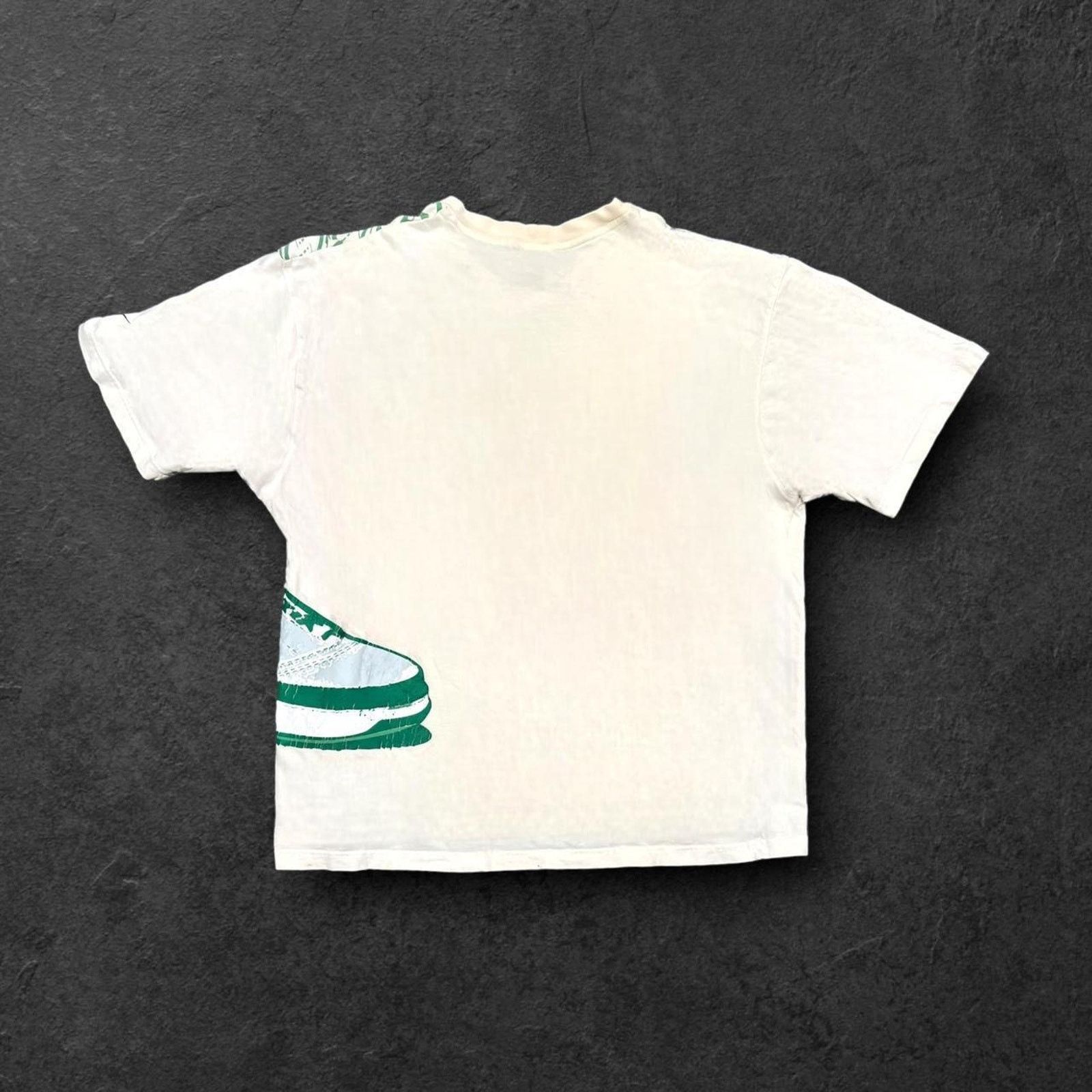 Nike VTG Nike Air Shoe L23 Lebron James Rare Graphic AOP Shirt Size US XL / EU 56 / 4 - 3 Thumbnail
